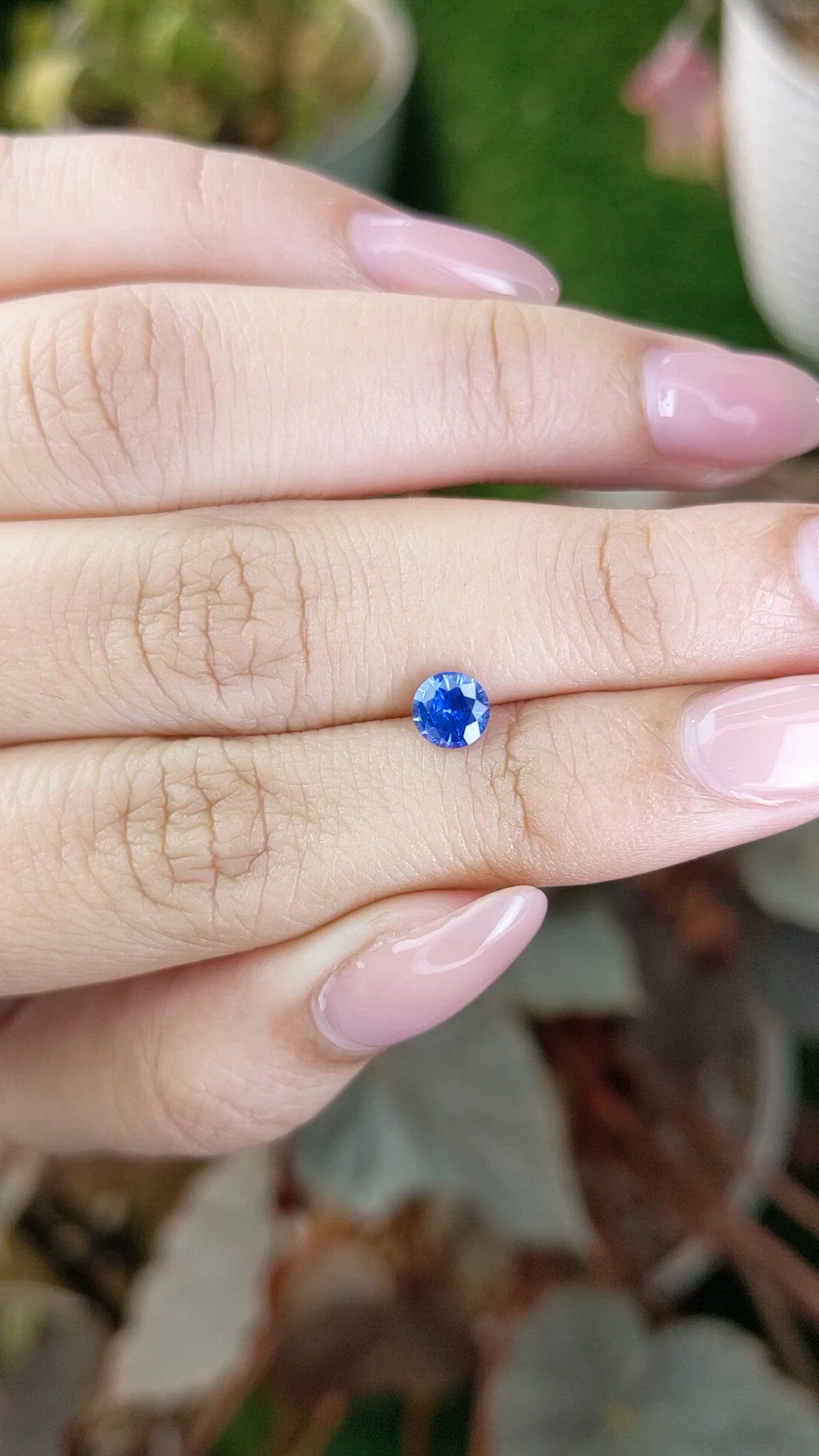 0.65 Ct. Blue Sapphire from Ceylon (Sri Lanka) Size Video