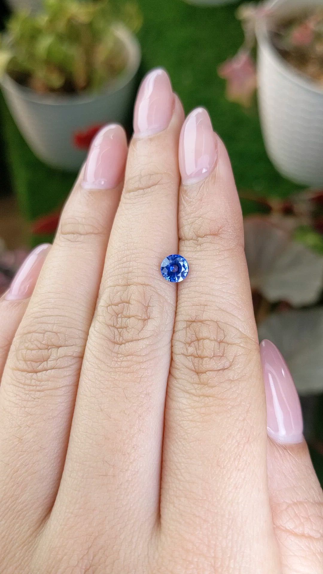 0.73 Ct. Blue Sapphire from Ceylon (Sri Lanka) Size Video