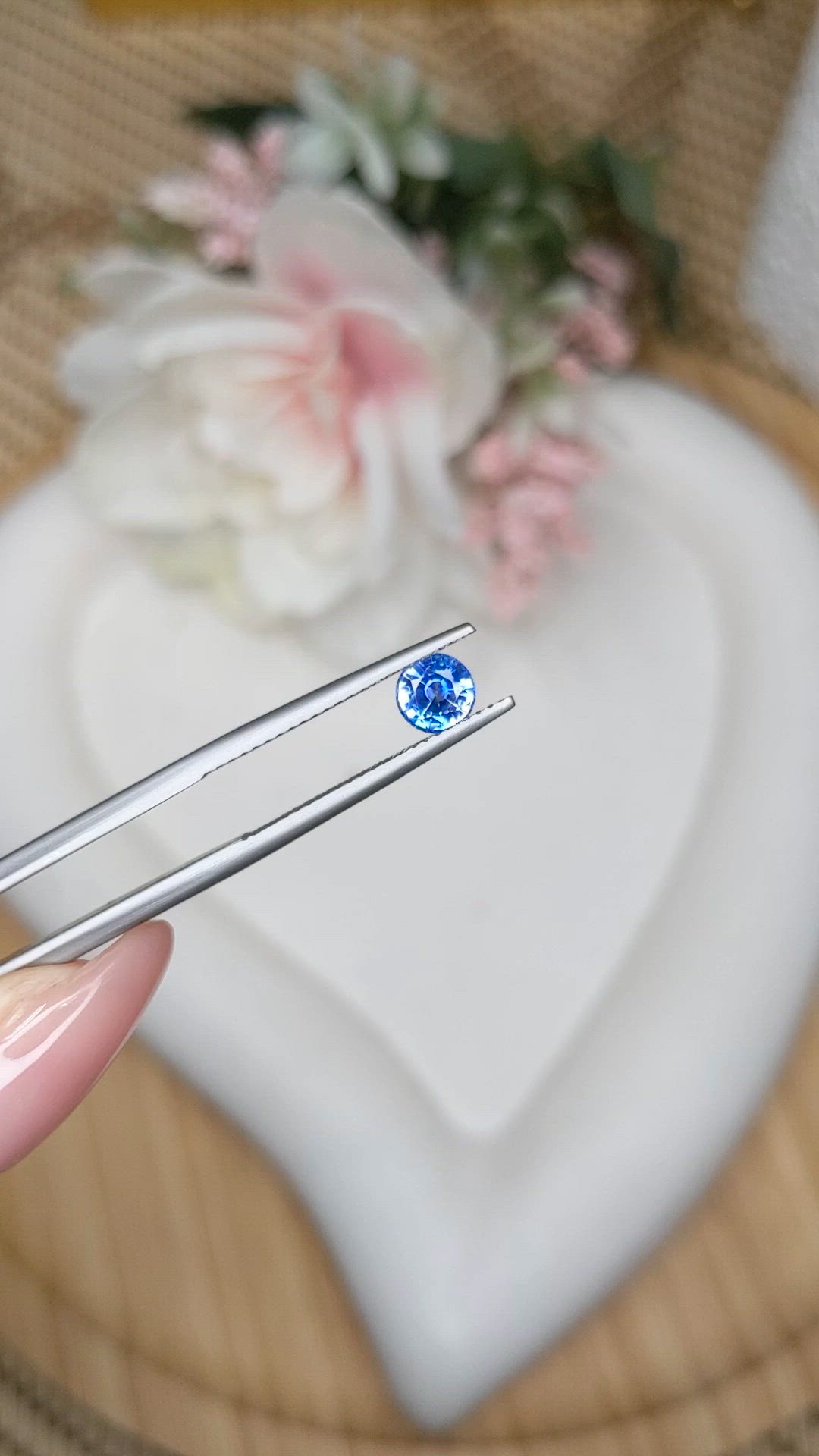 0.73 Ct. Blue Sapphire from Ceylon (Sri Lanka) Size Video