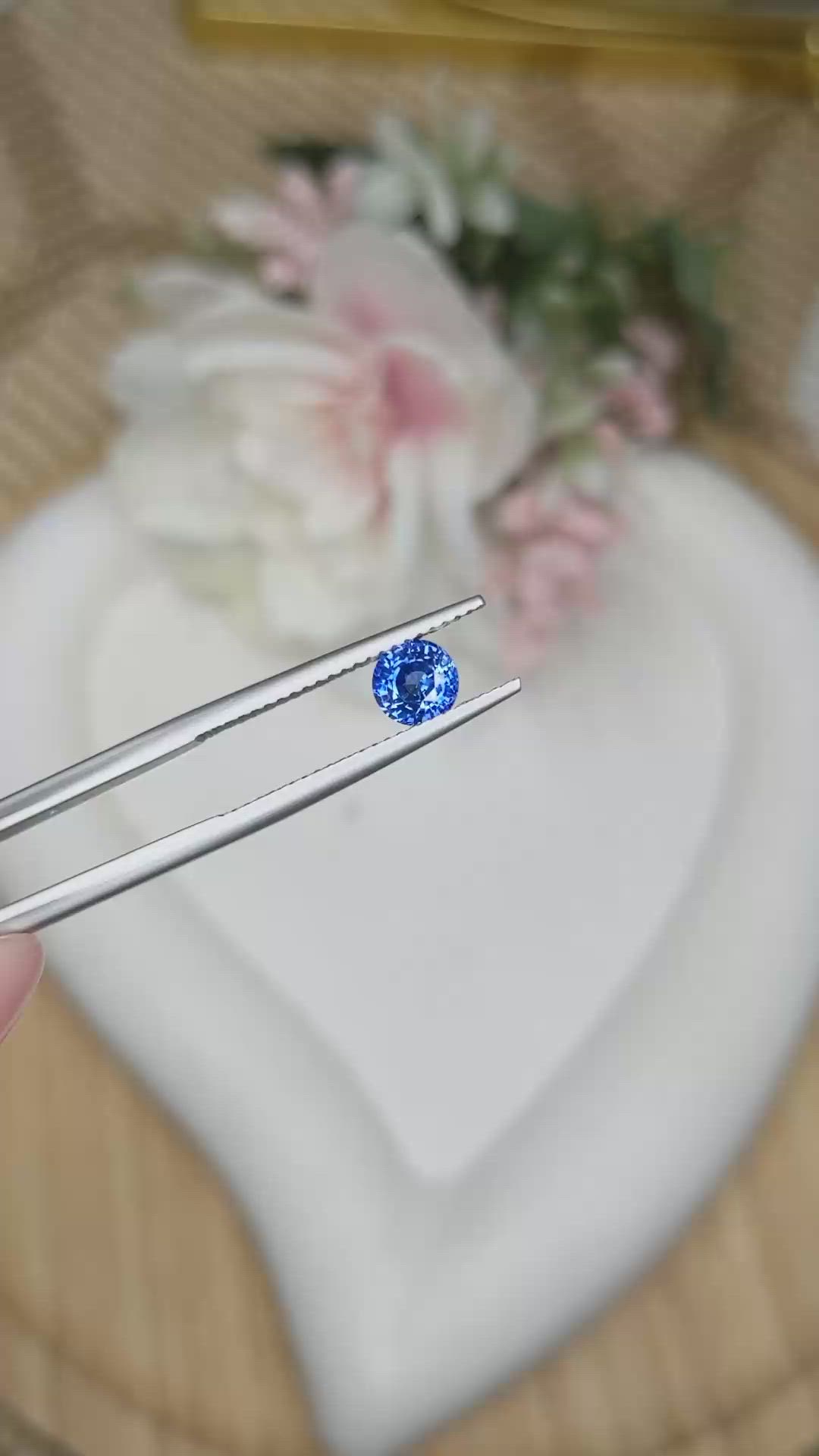 0.84 Ct. Blue Sapphire from Ceylon (Sri Lanka) Size Video