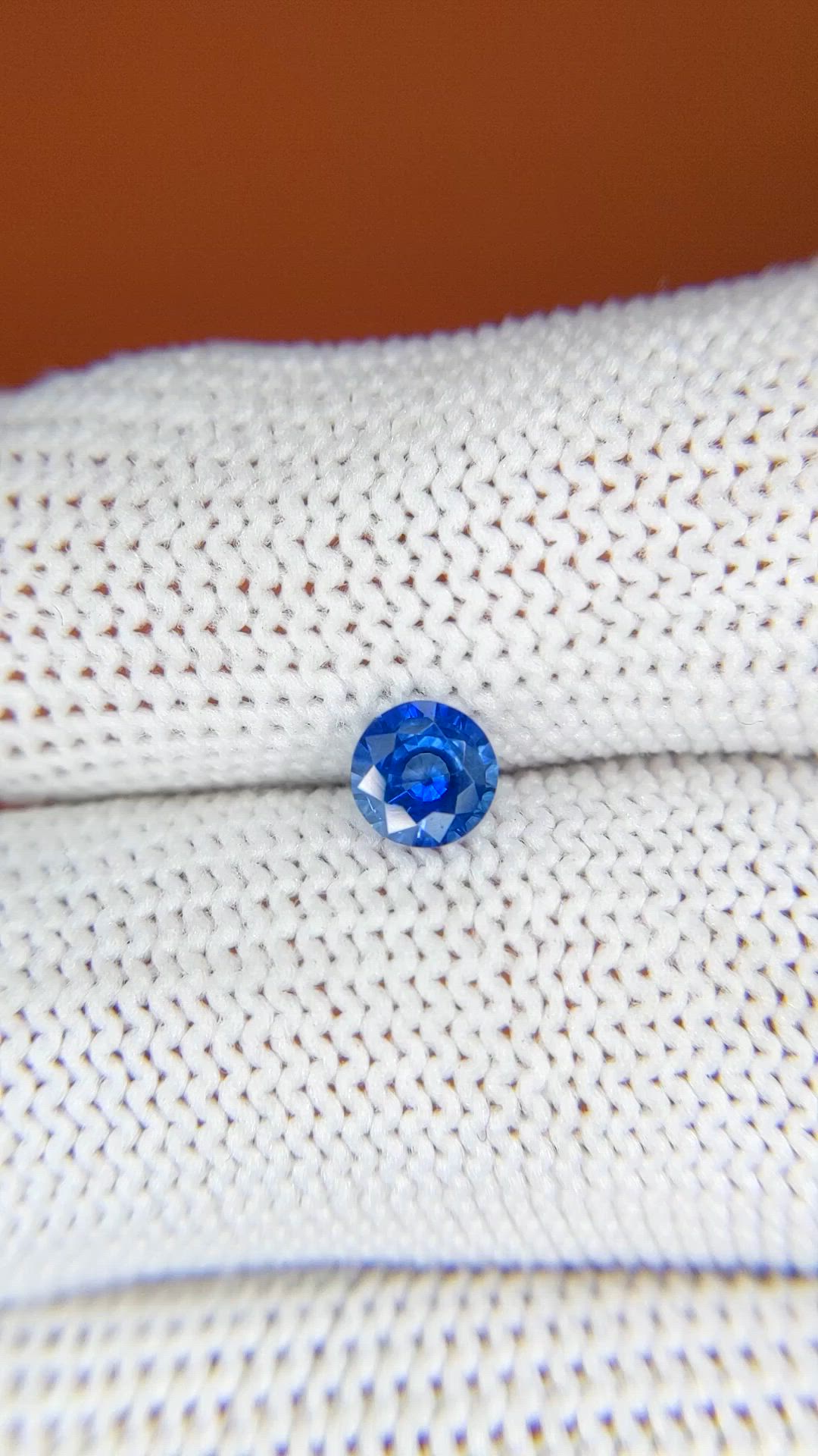 0.58 Ct. Blue Sapphire from Ceylon (Sri Lanka) Size Video