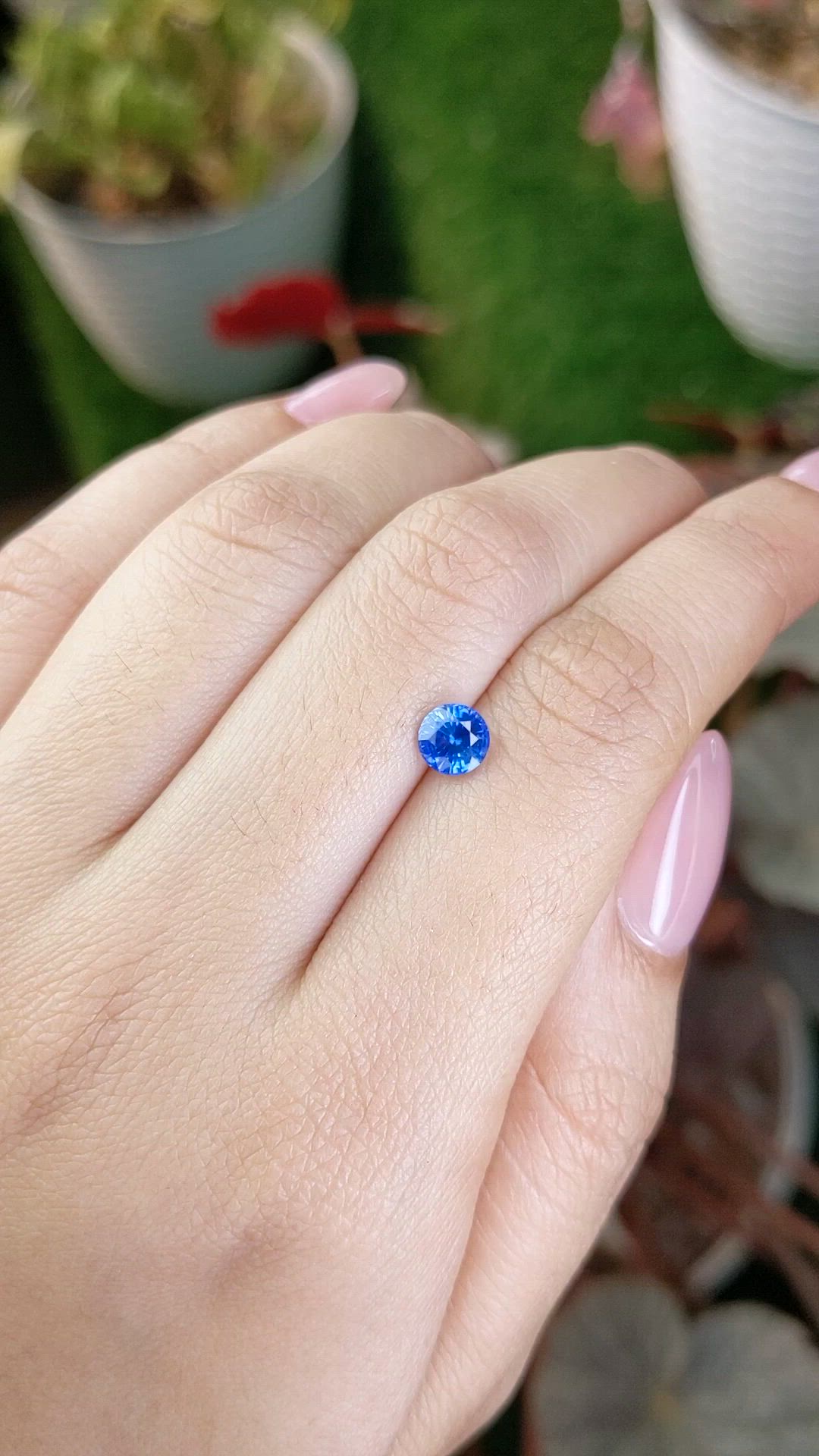 0.93 Ct. Blue Sapphire from Ceylon (Sri Lanka) Size Video