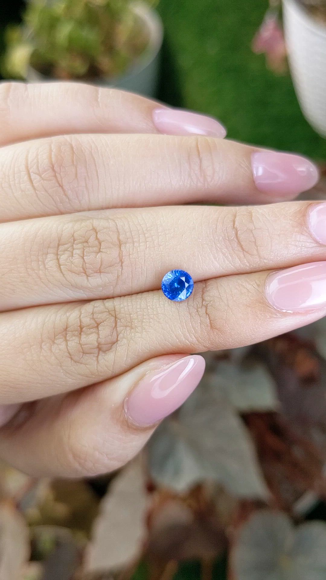 0.93 Ct. Blue Sapphire from Ceylon (Sri Lanka) Size Video