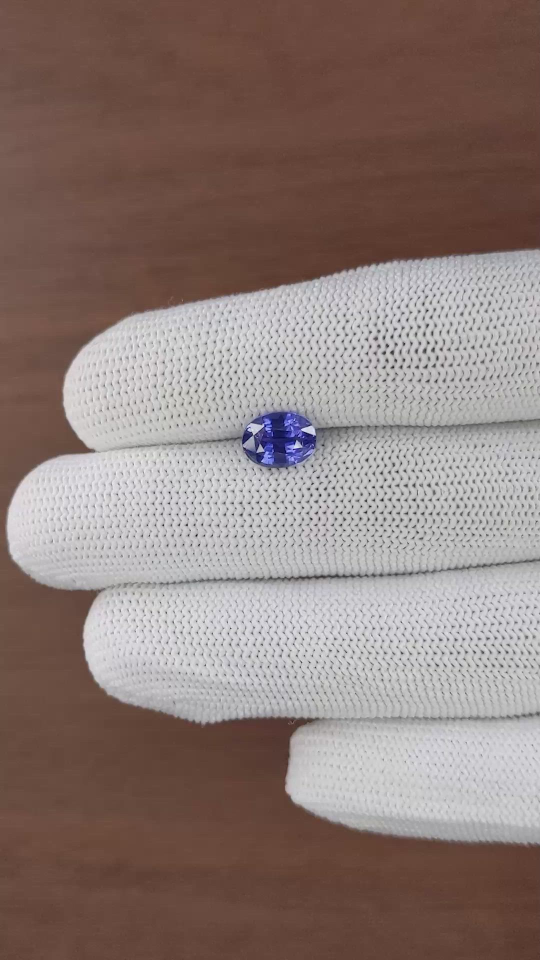 2.59 Ct. Bluish Purple Sapphire from Ceylon (Sri Lanka) Size Video