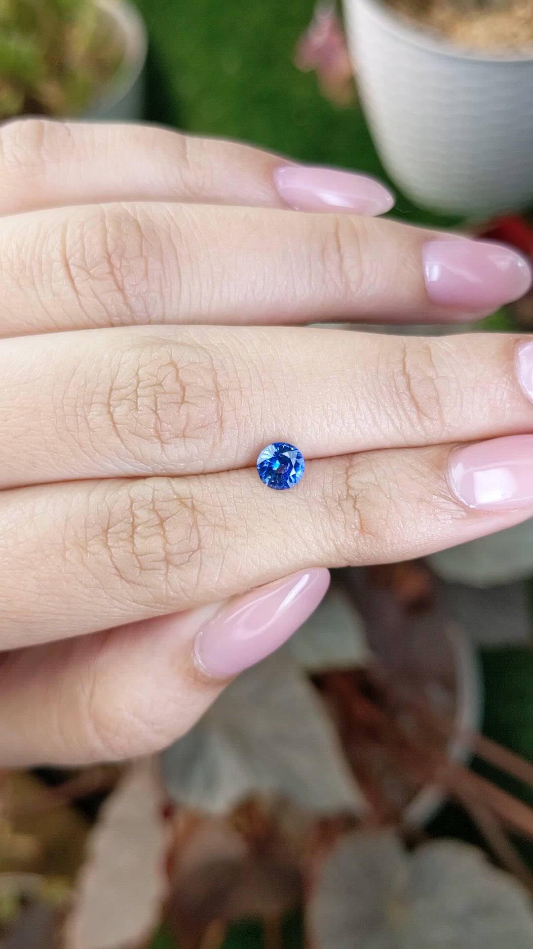 0.71 Ct. Blue Sapphire from Ceylon (Sri Lanka) Size Video