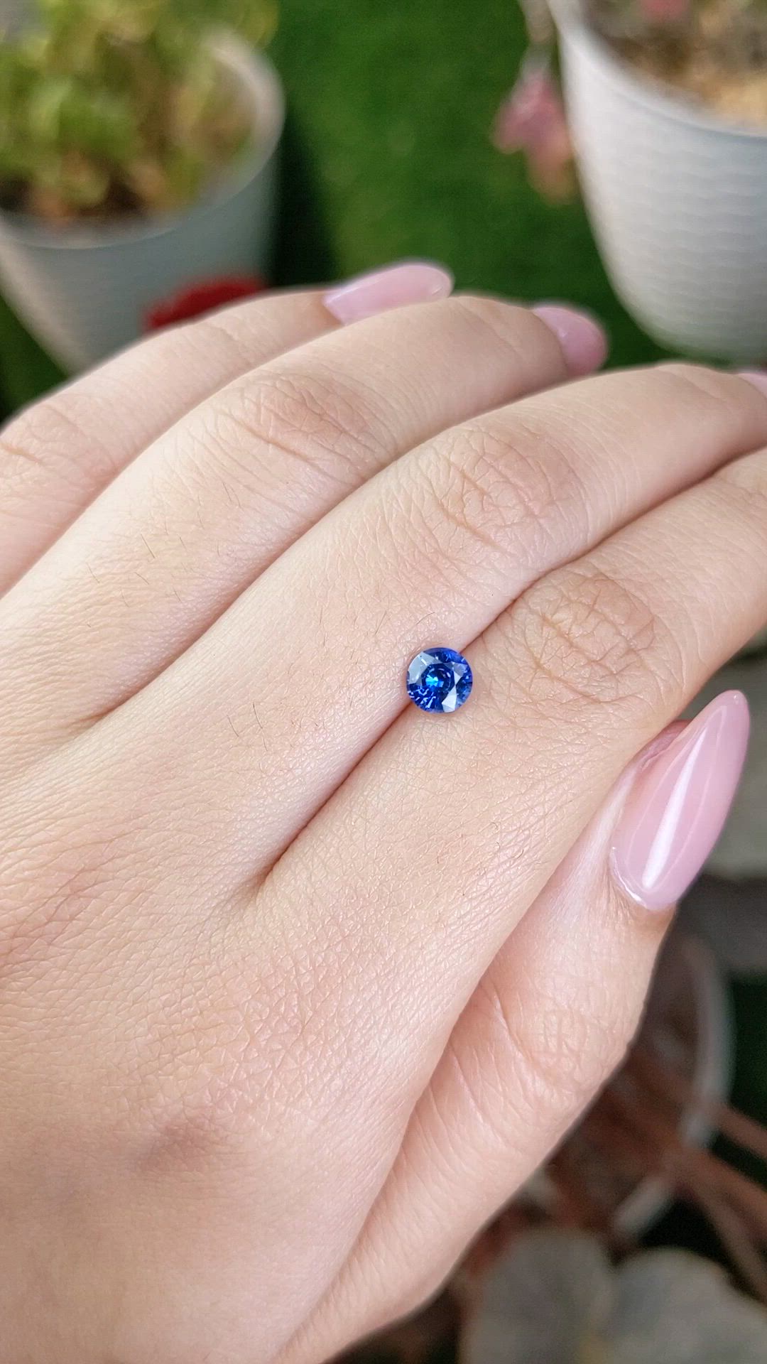 0.71 Ct. Blue Sapphire from Ceylon (Sri Lanka) Size Video