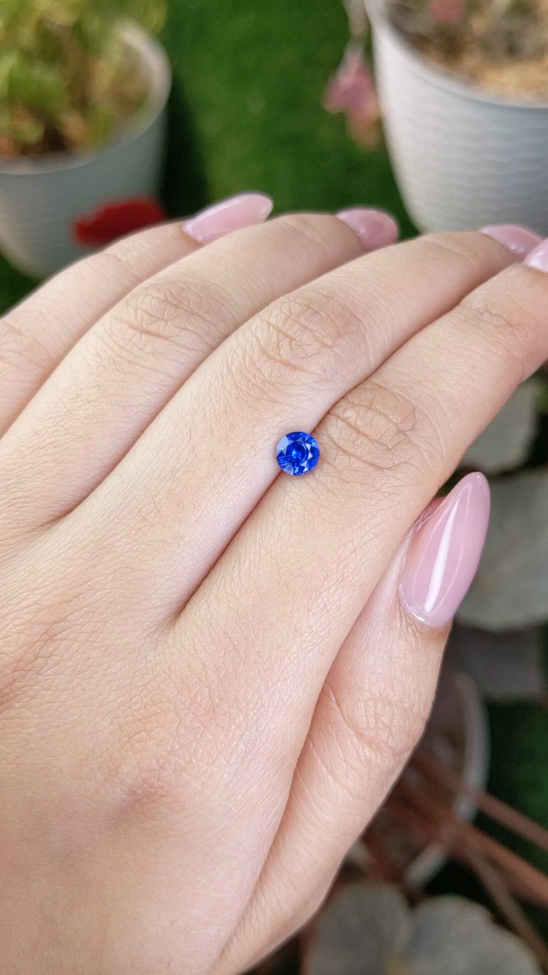 0.67 Ct. Blue Sapphire from Ceylon (Sri Lanka) Size Video