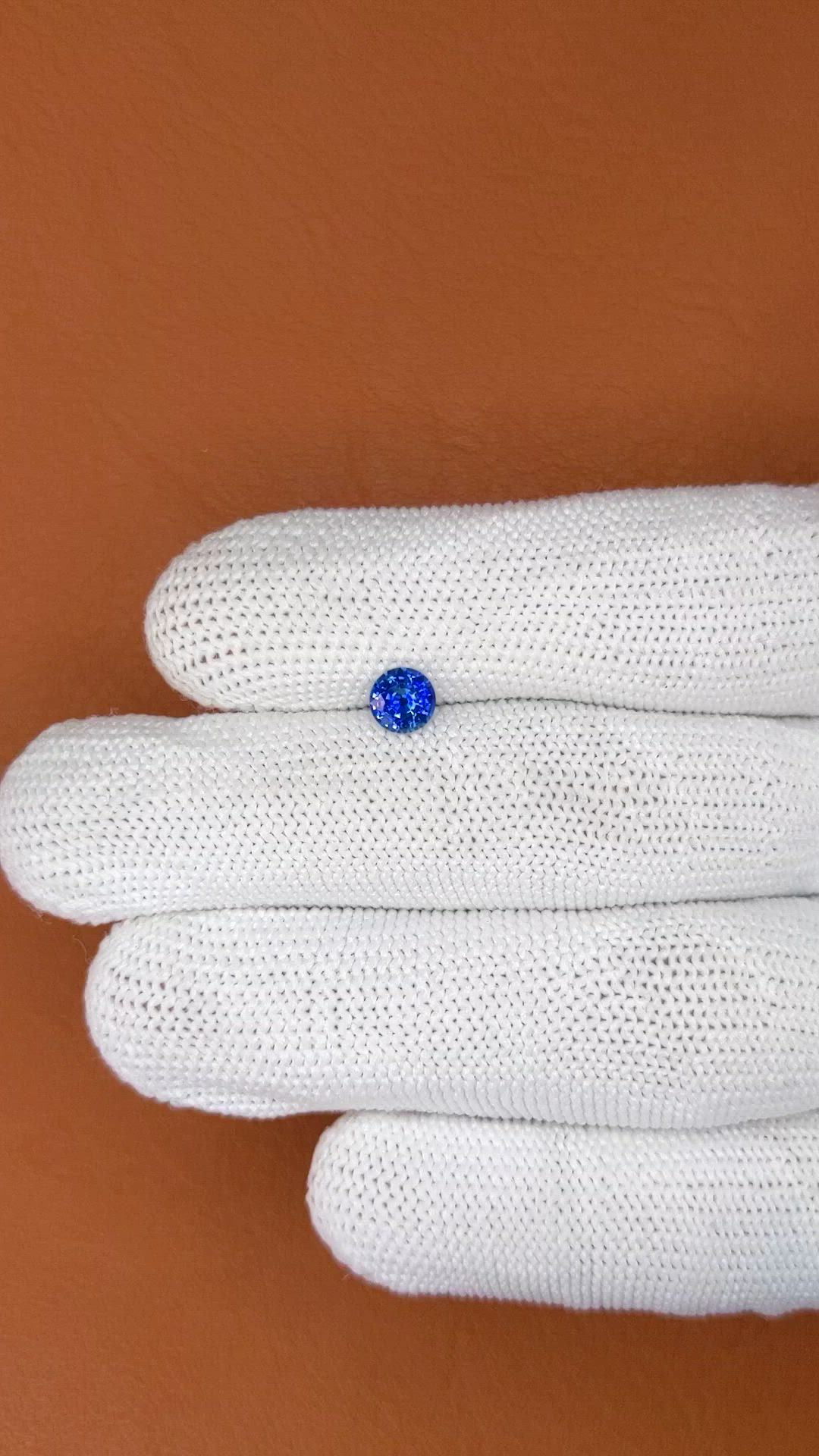 0.74 Ct. Blue Sapphire from Ceylon (Sri Lanka) Size Video