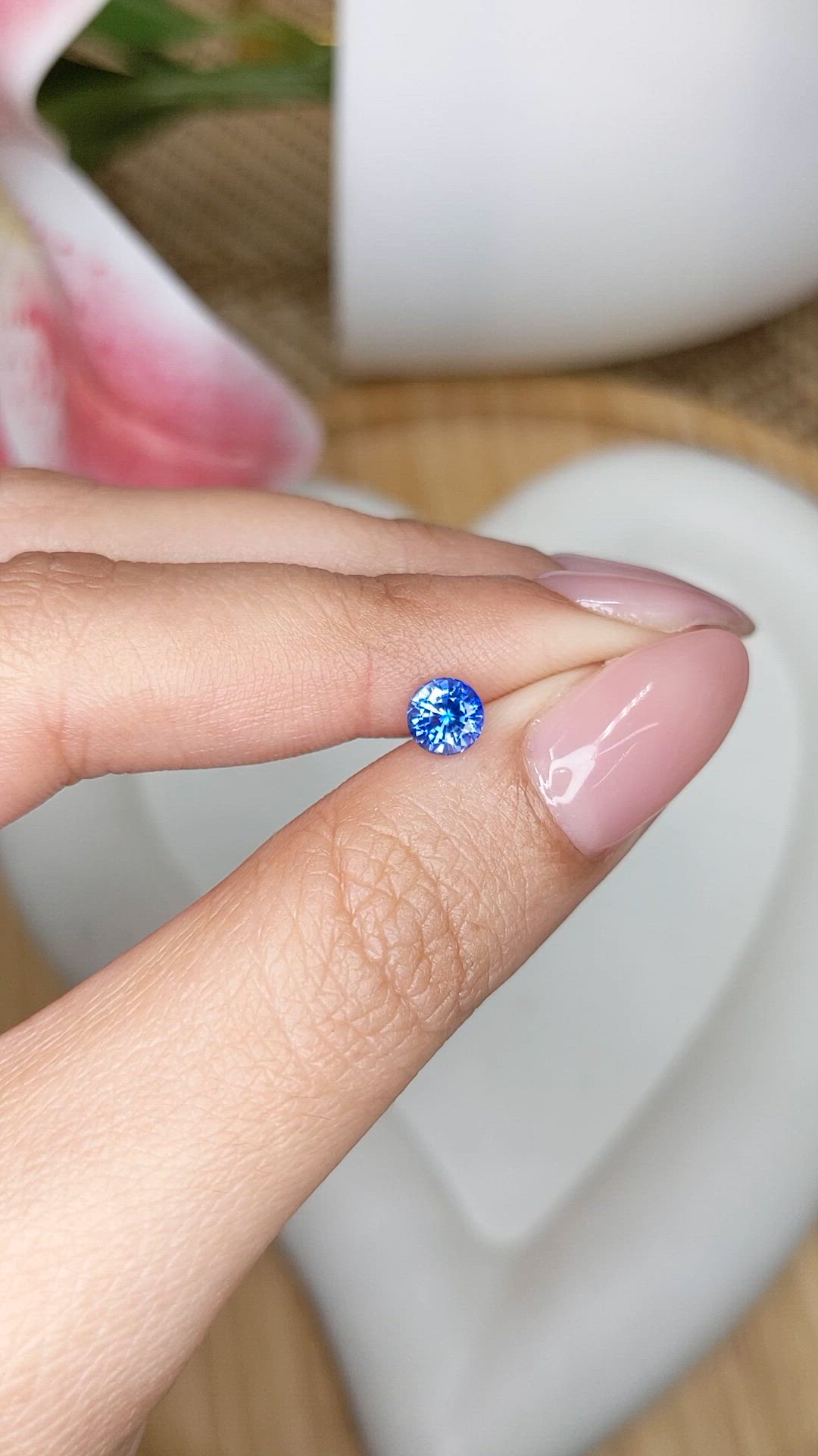 0.71 Ct. Blue Sapphire from Ceylon (Sri Lanka) Size Video