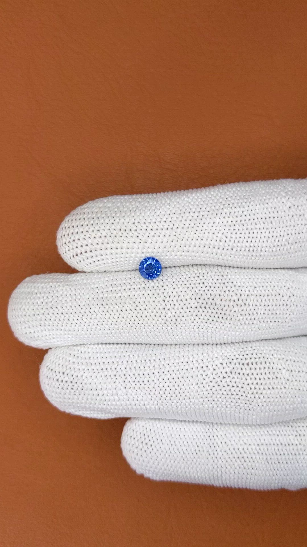 0.43 Ct. Blue Sapphire from Ceylon (Sri Lanka) Size Video
