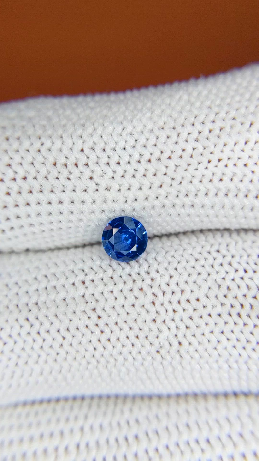 0.43 Ct. Blue Sapphire from Ceylon (Sri Lanka) Size Video