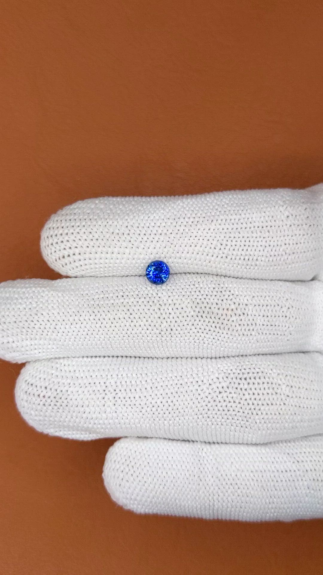 0.57 Ct. Blue Sapphire from Ceylon (Sri Lanka) Size Video