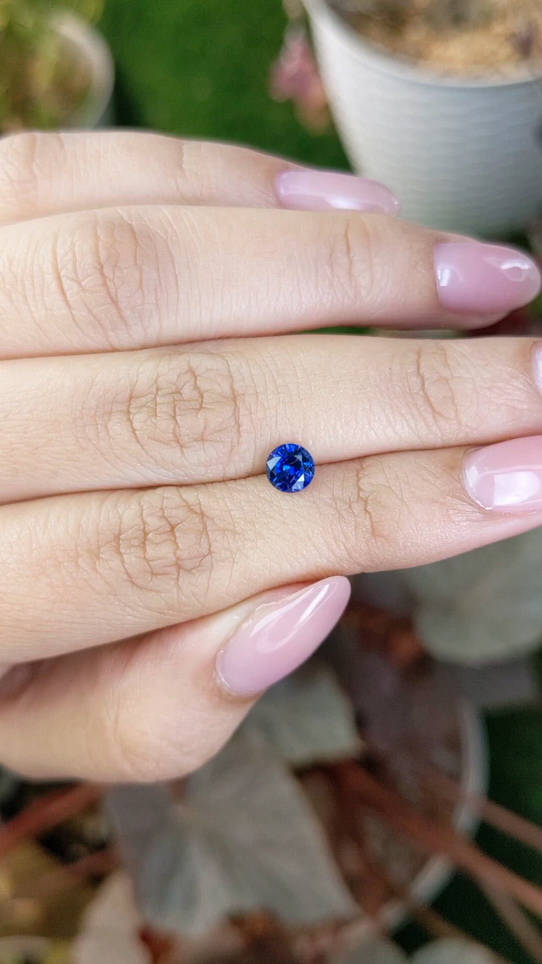 0.73 Ct. Blue Sapphire from Ceylon (Sri Lanka) Size Video
