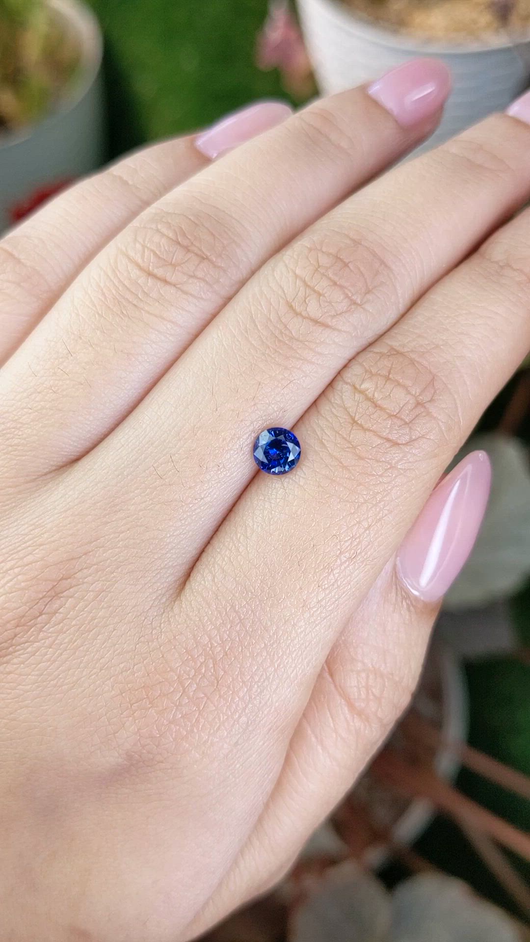 0.73 Ct. Blue Sapphire from Ceylon (Sri Lanka) Size Video