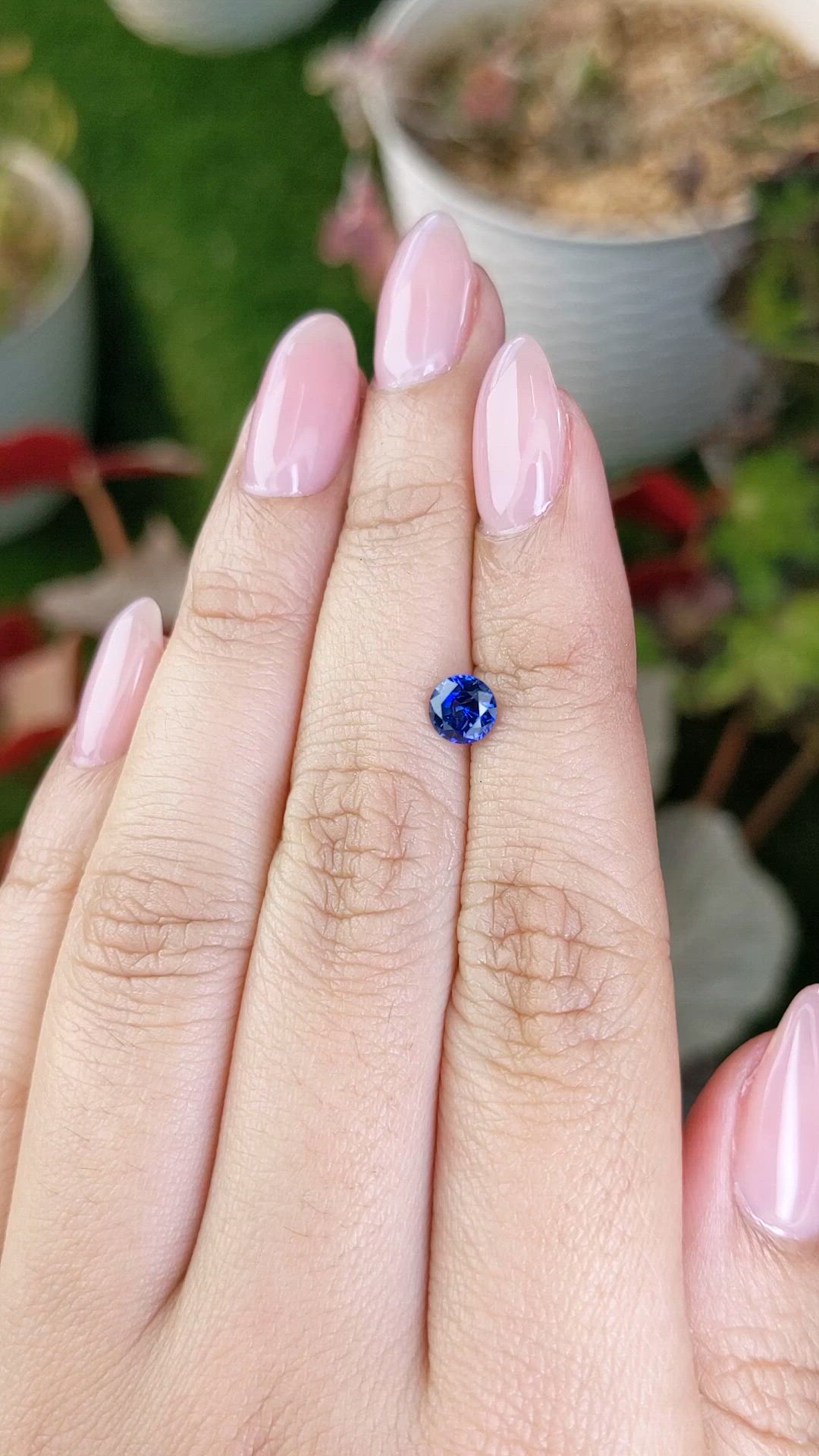 0.73 Ct. Blue Sapphire from Ceylon (Sri Lanka) Size Video