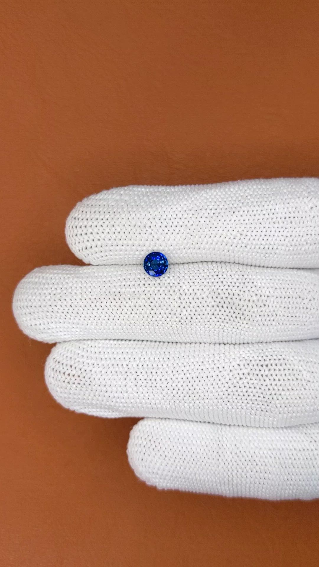 0.58 Ct. Blue Sapphire from Ceylon (Sri Lanka) Size Video