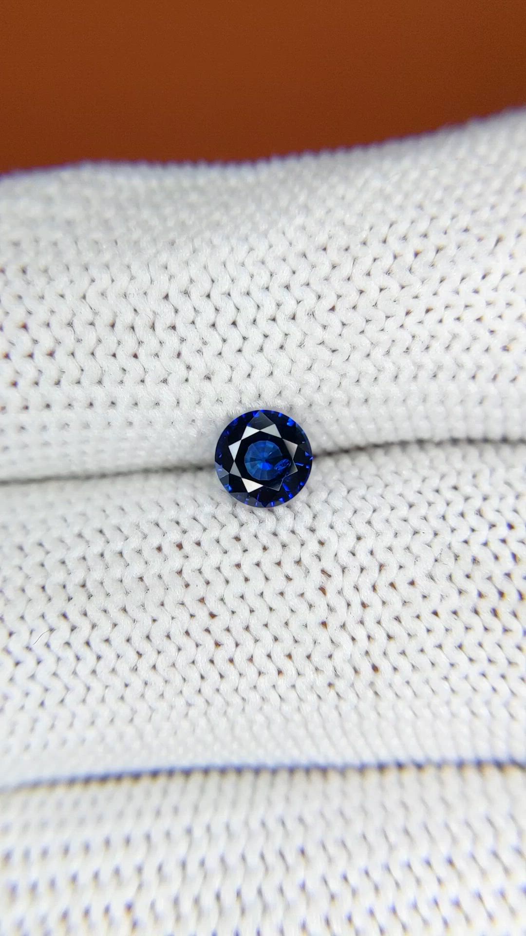 0.58 Ct. Blue Sapphire from Ceylon (Sri Lanka) Size Video