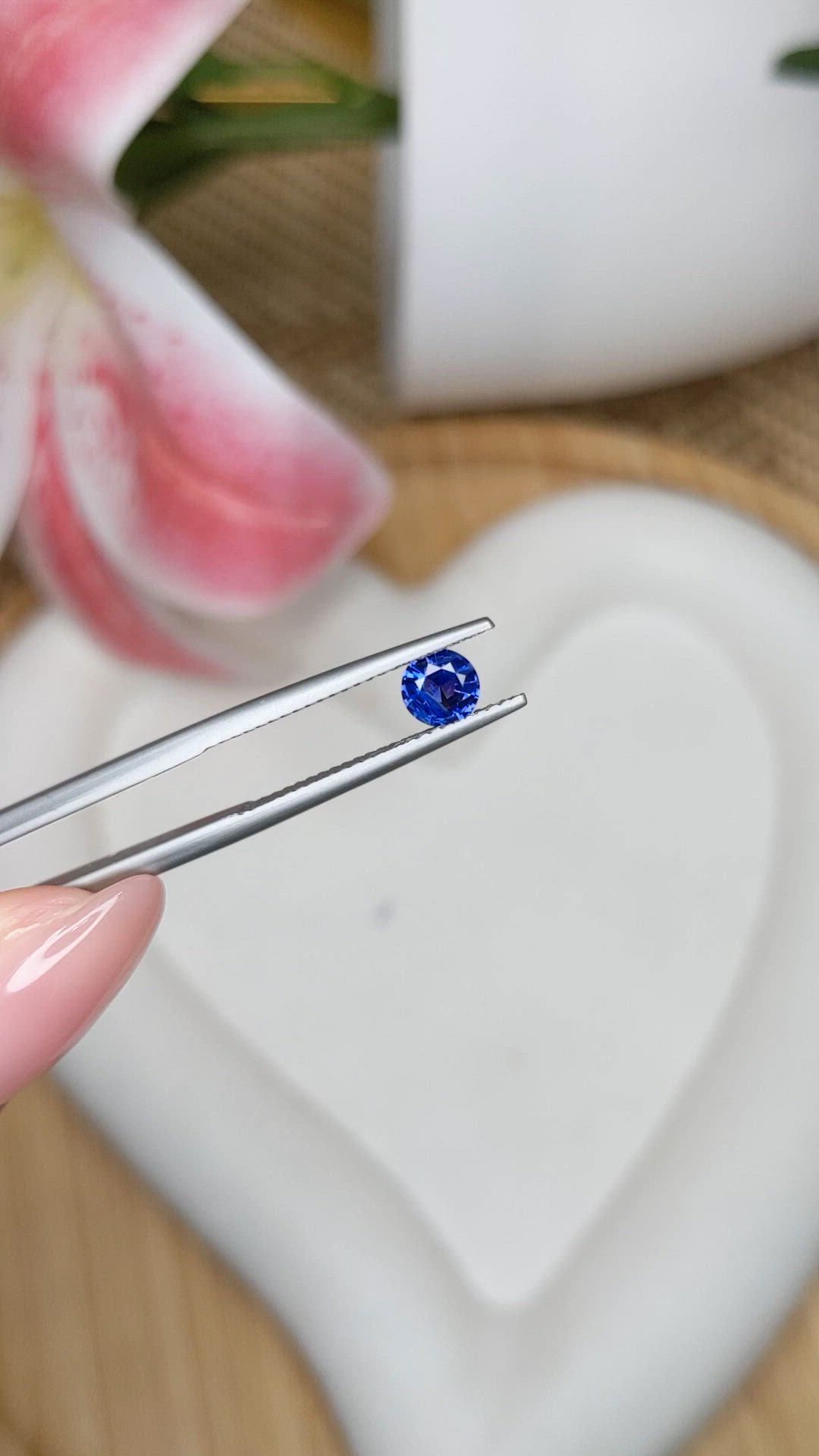 0.49 Ct. Blue Sapphire from Ceylon (Sri Lanka) Size Video