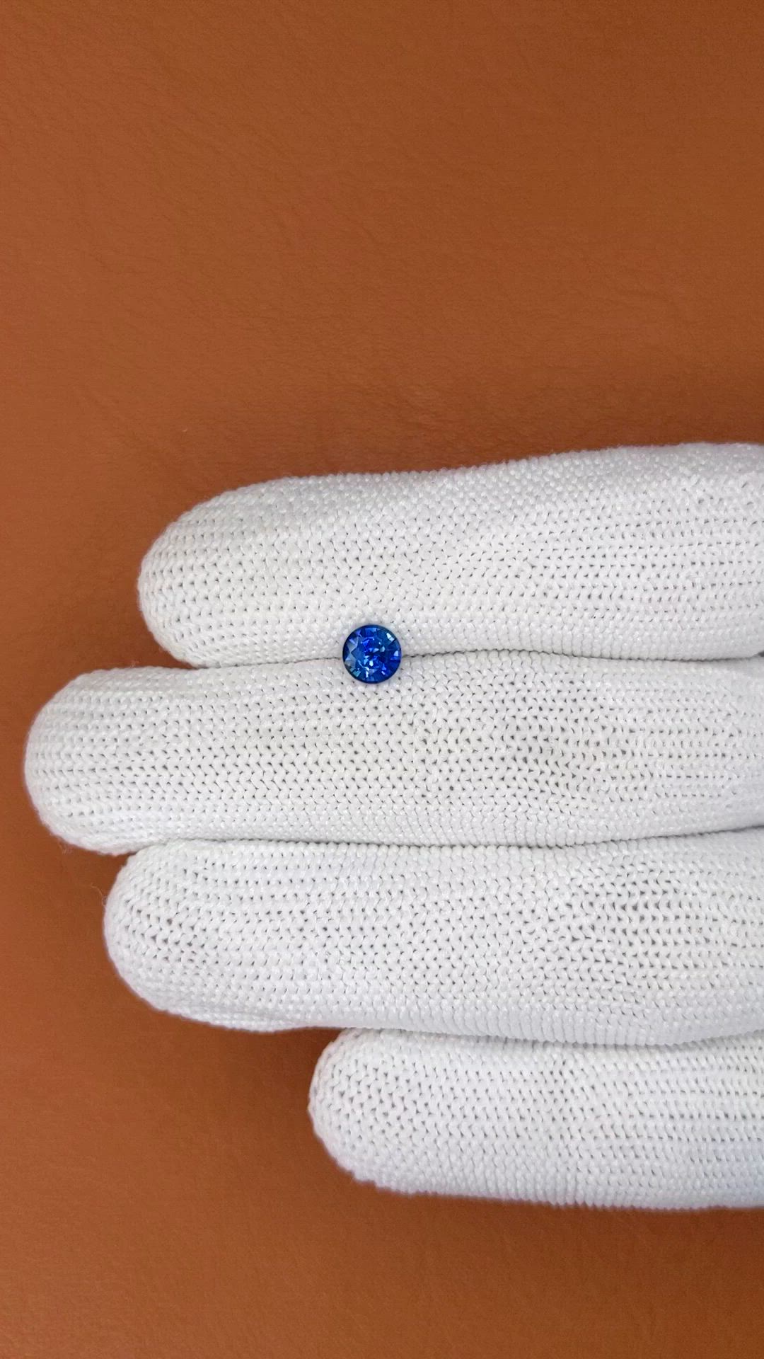 0.69 Ct. Blue Sapphire from Ceylon (Sri Lanka) Size Video