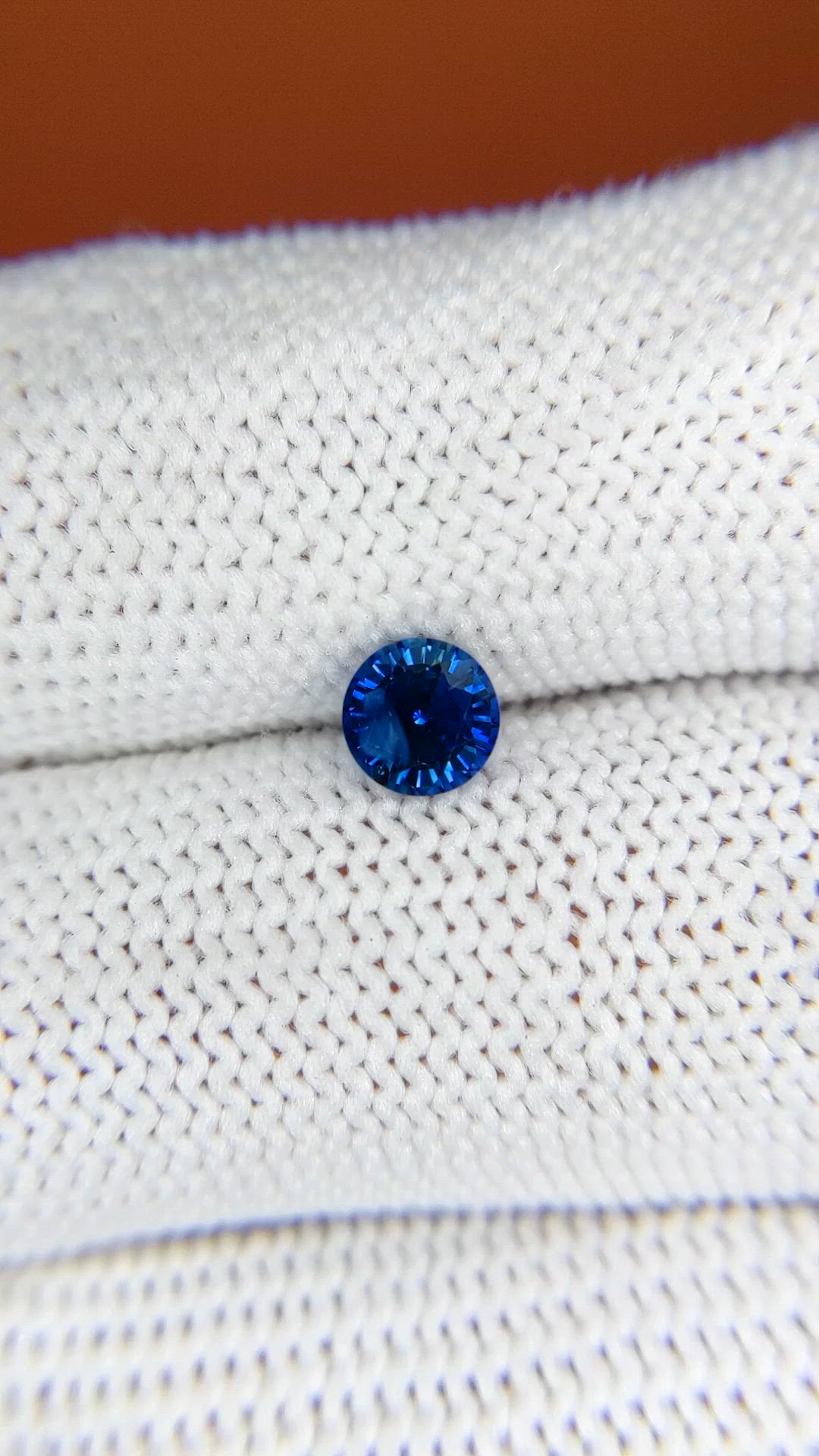 0.69 Ct. Blue Sapphire from Ceylon (Sri Lanka) Size Video