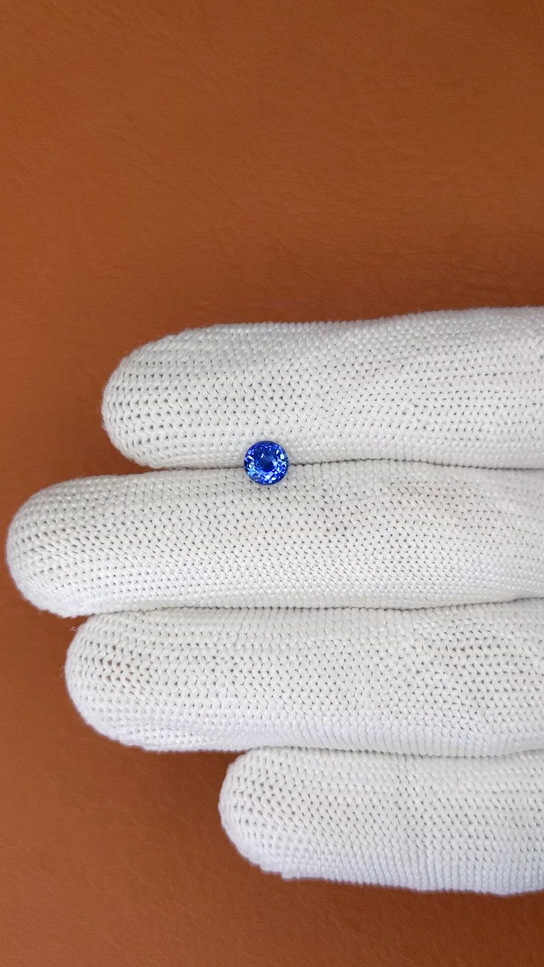 0.56 Ct. Blue Sapphire from Ceylon (Sri Lanka) Size Video