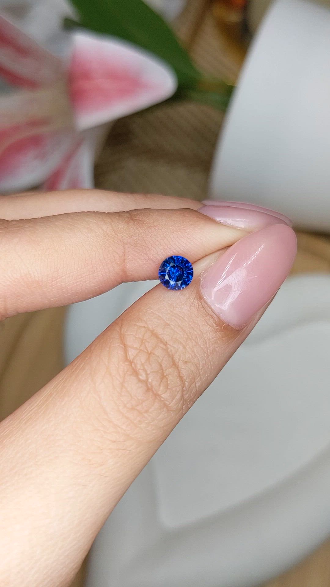 0.65 Ct. Blue Sapphire from Ceylon (Sri Lanka) Size Video
