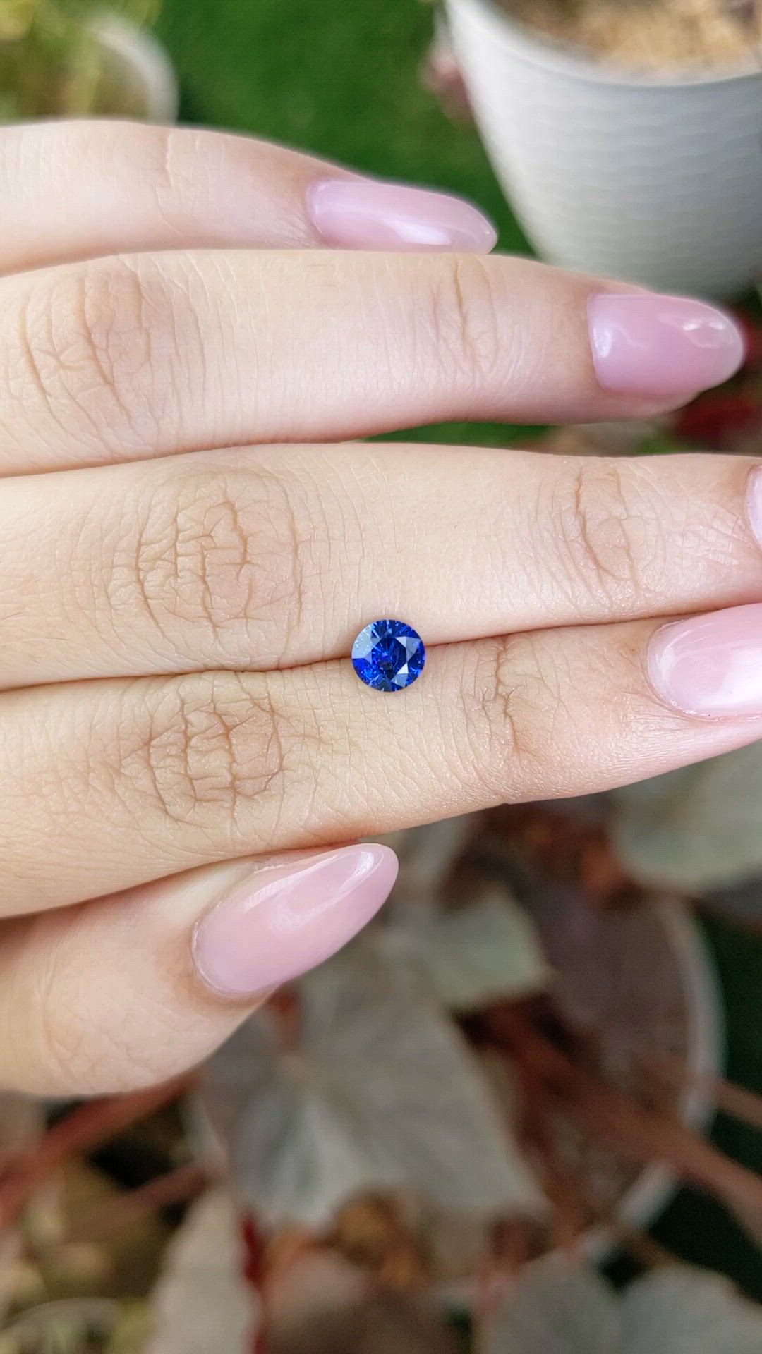 0.65 Ct. Blue Sapphire from Ceylon (Sri Lanka) Size Video