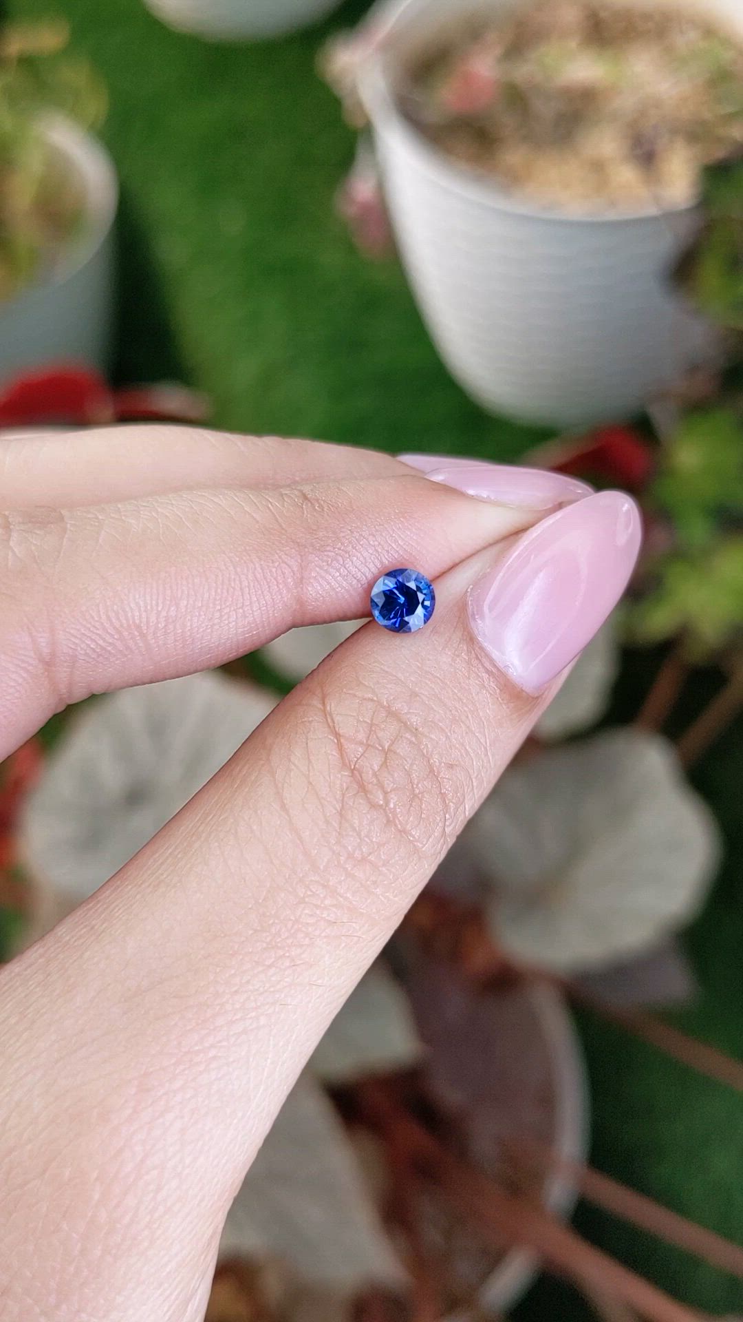 0.65 Ct. Blue Sapphire from Ceylon (Sri Lanka) Size Video