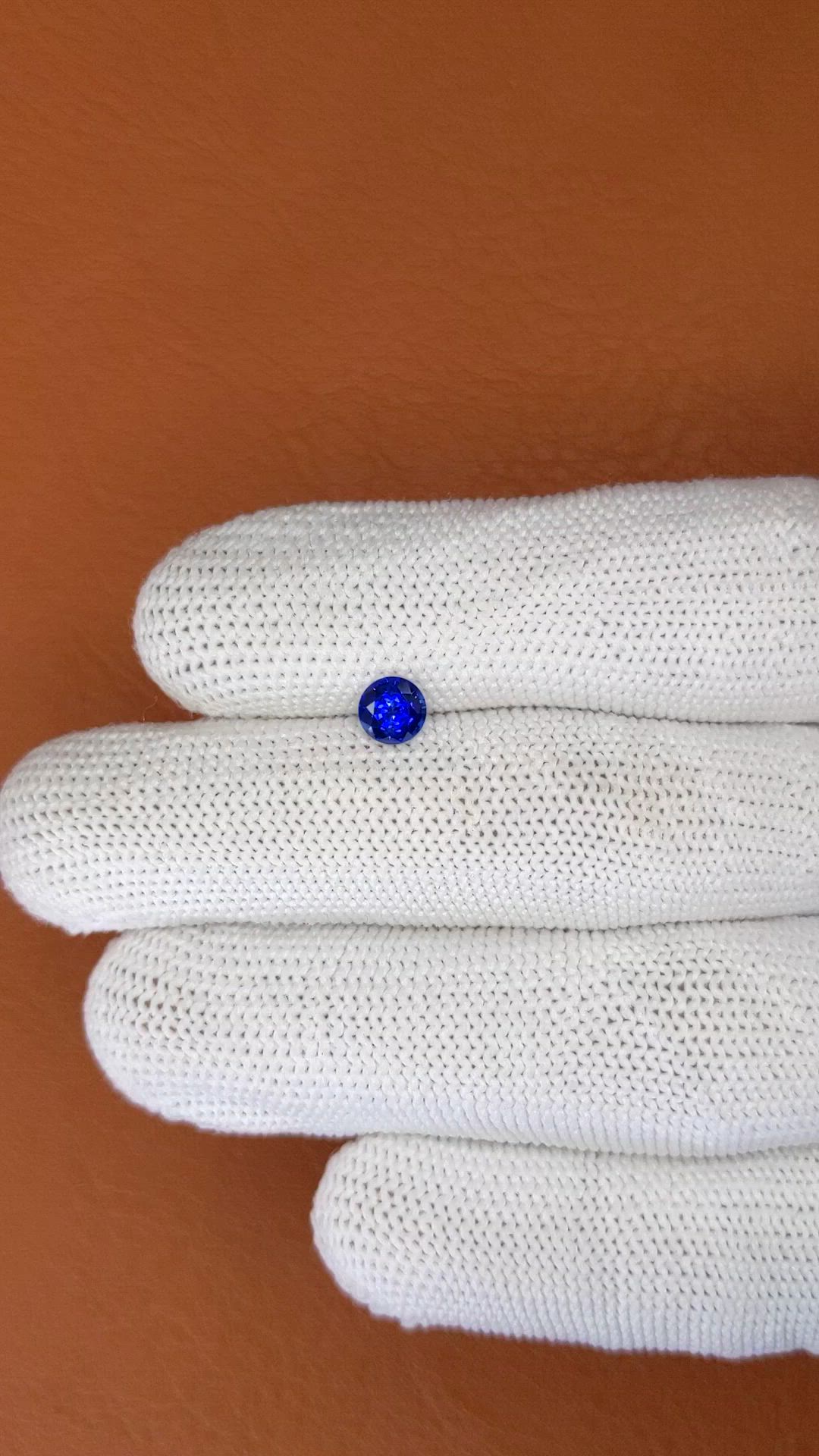 0.63 Ct. Blue Sapphire from Ceylon (Sri Lanka) Size Video