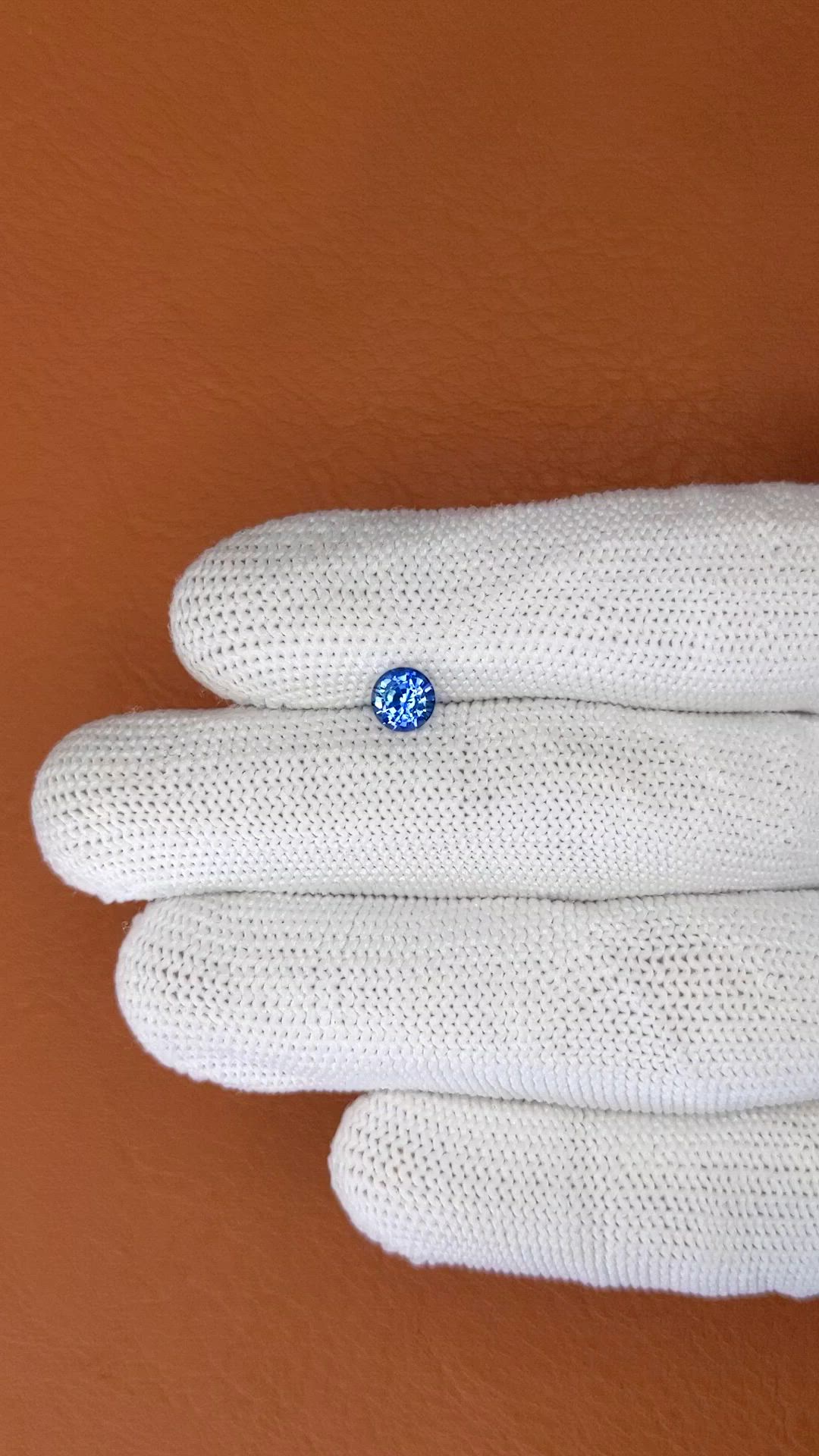0.77 Ct. Blue Sapphire from Ceylon (Sri Lanka) Size Video