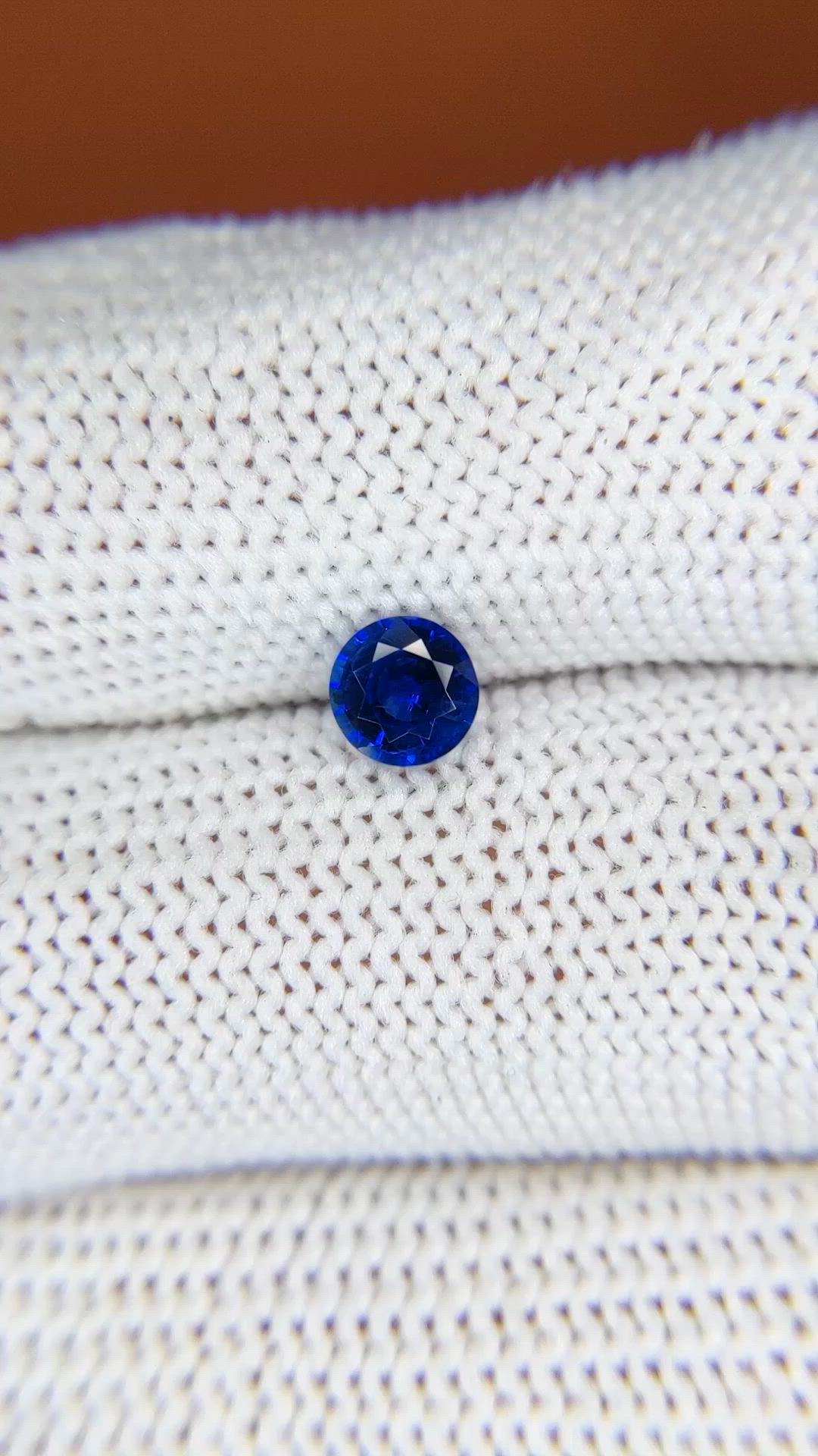 0.64 Ct. Blue Sapphire from Ceylon (Sri Lanka) Size Video
