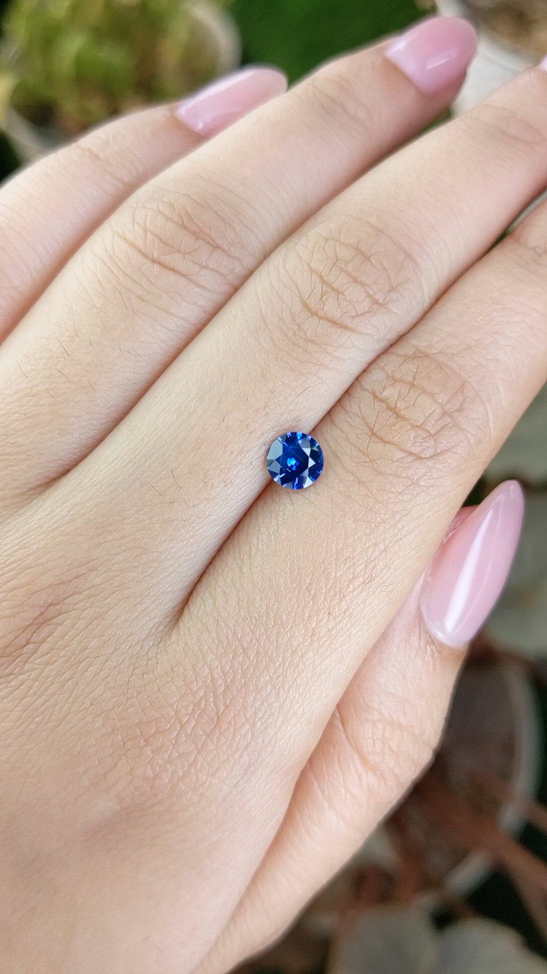 0.76 Ct. Blue Sapphire from Ceylon (Sri Lanka) Size Video