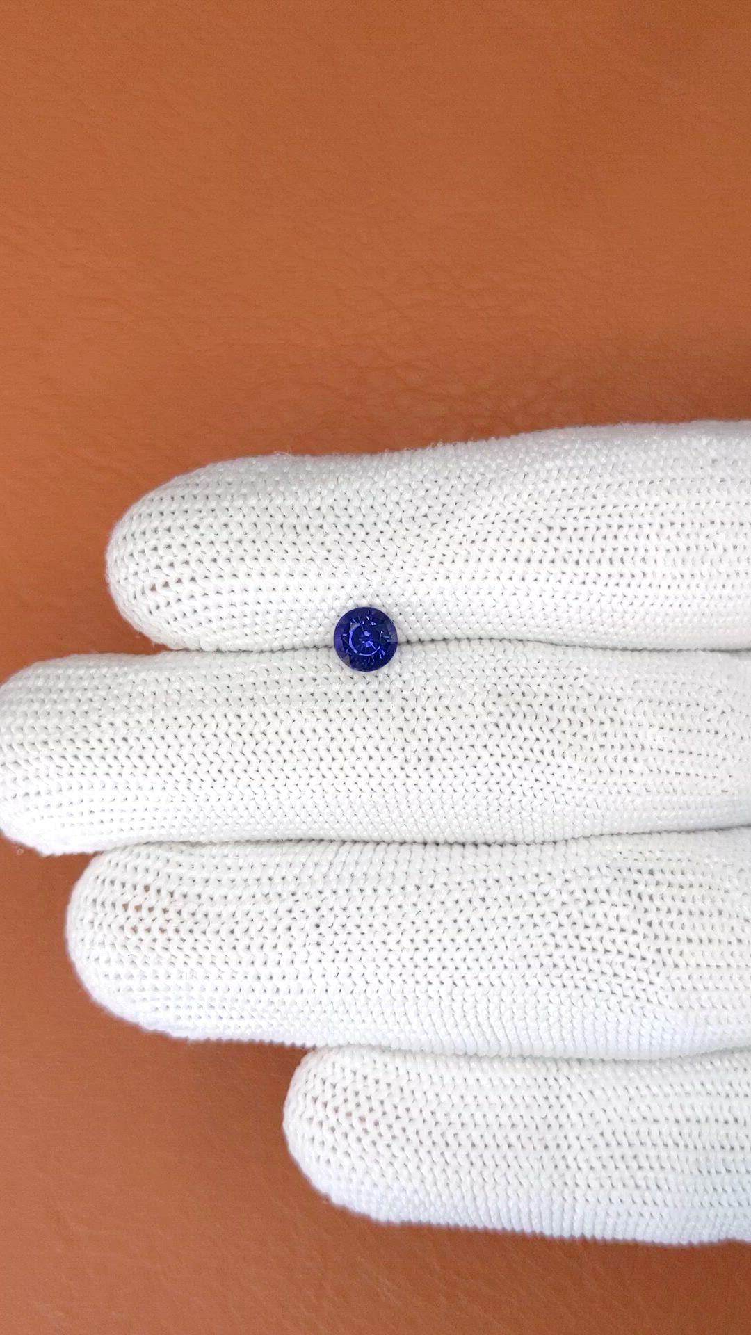 0.90 Ct. Purplish Blue Sapphire from Ceylon (Sri Lanka) Size Video