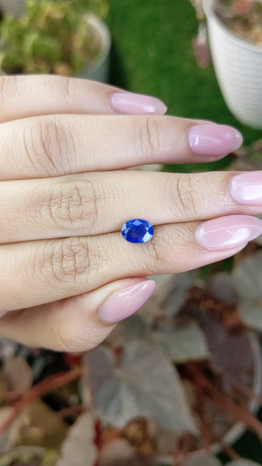 1.07 Ct. Blue Sapphire from Ceylon (Sri Lanka) Size Video