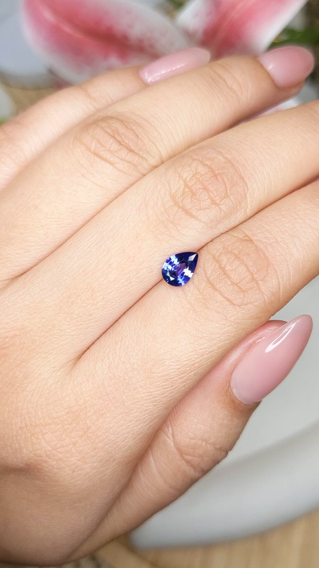 0.71 Ct. Purplish Blue Sapphire from Ceylon (Sri Lanka) Size Video