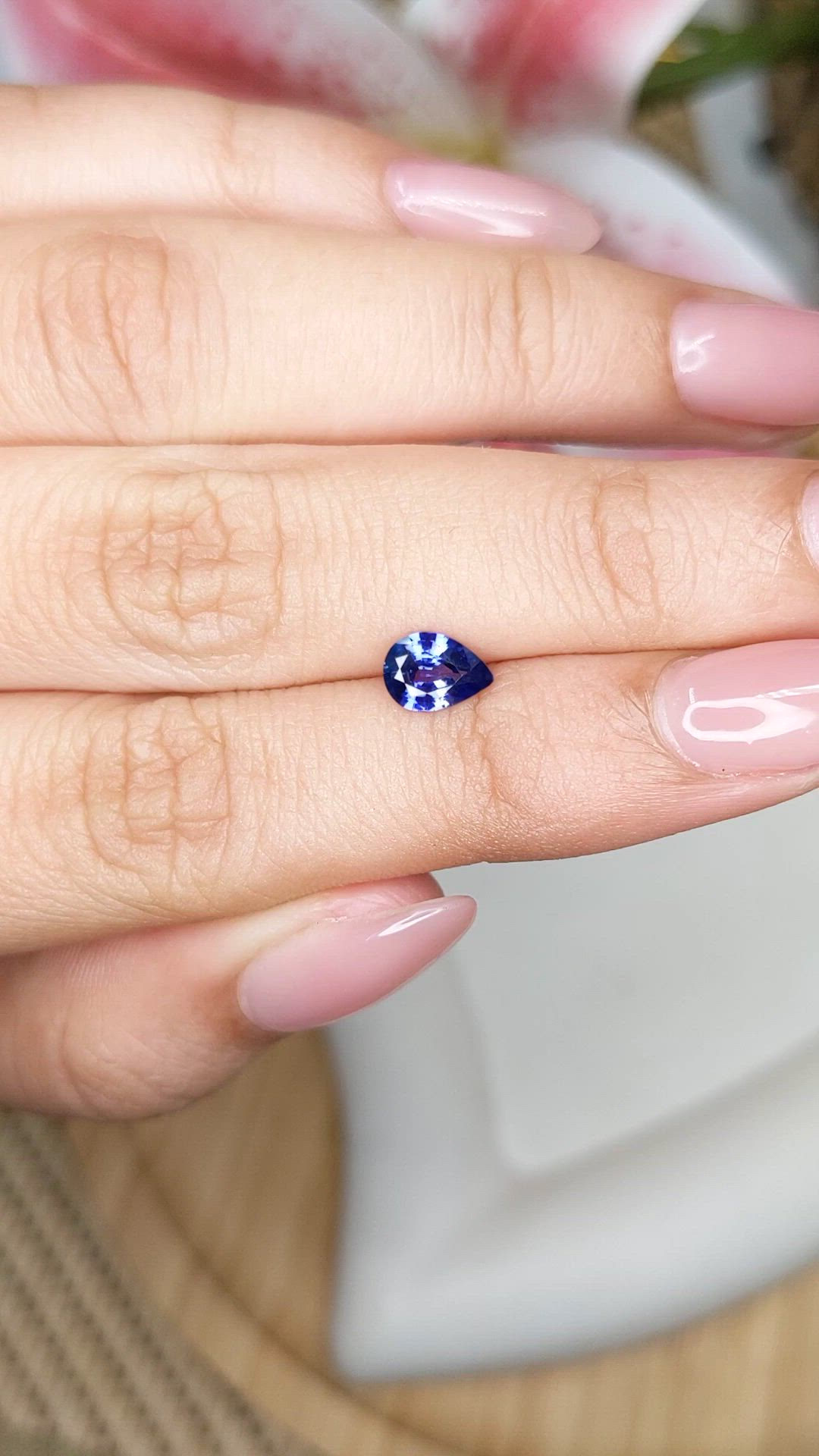 0.71 Ct. Purplish Blue Sapphire from Ceylon (Sri Lanka) Size Video