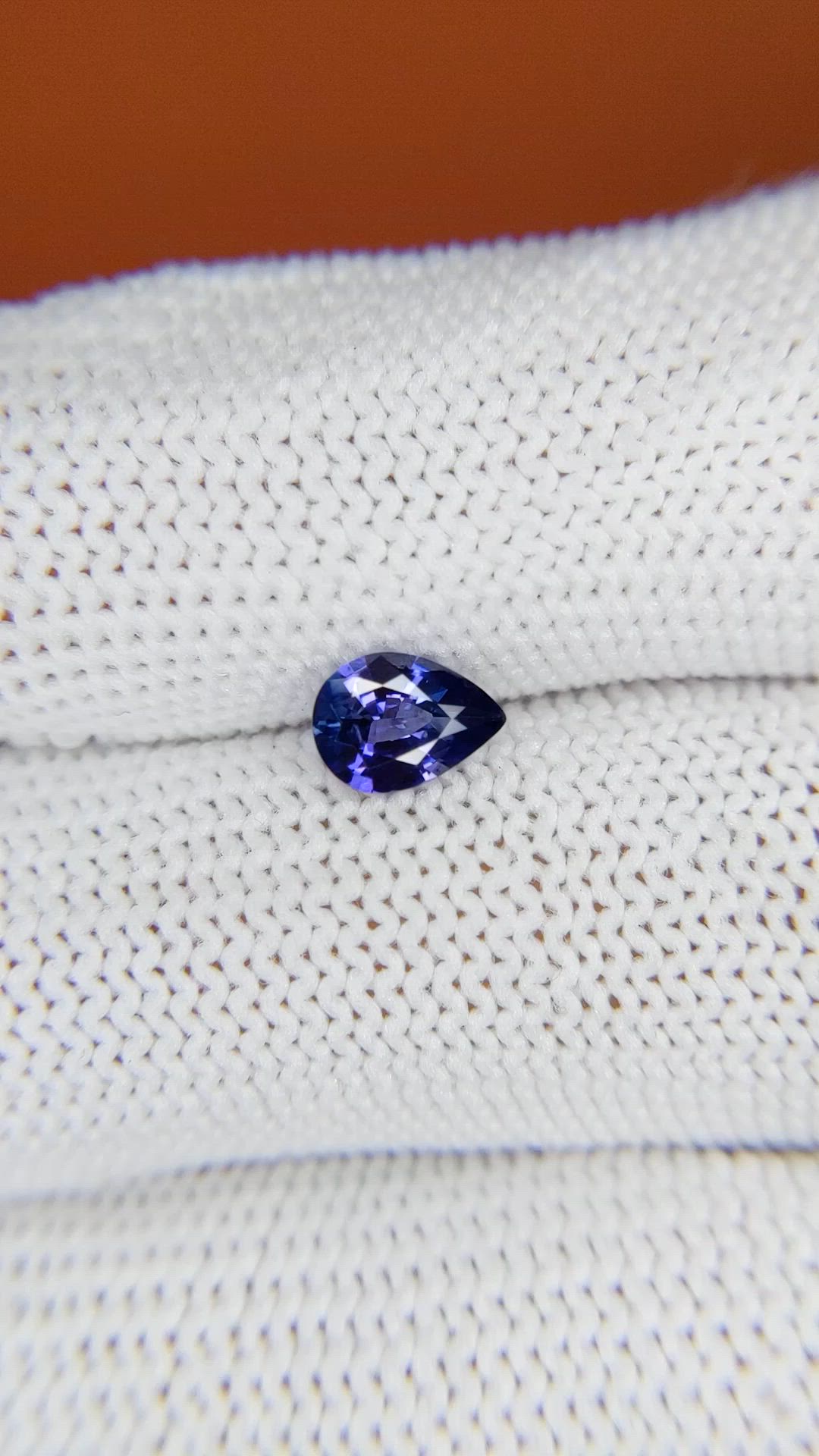 0.71 Ct. Purplish Blue Sapphire from Ceylon (Sri Lanka) Size Video