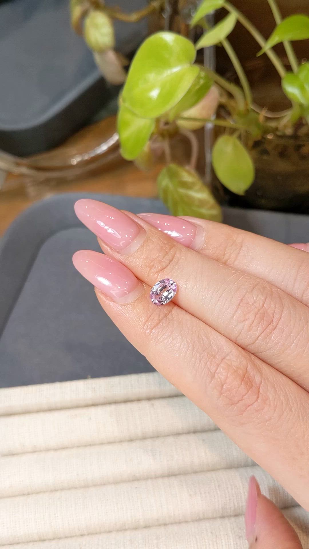 1.05 Ct. Pink Sapphire from Ceylon (Sri Lanka) Size Video