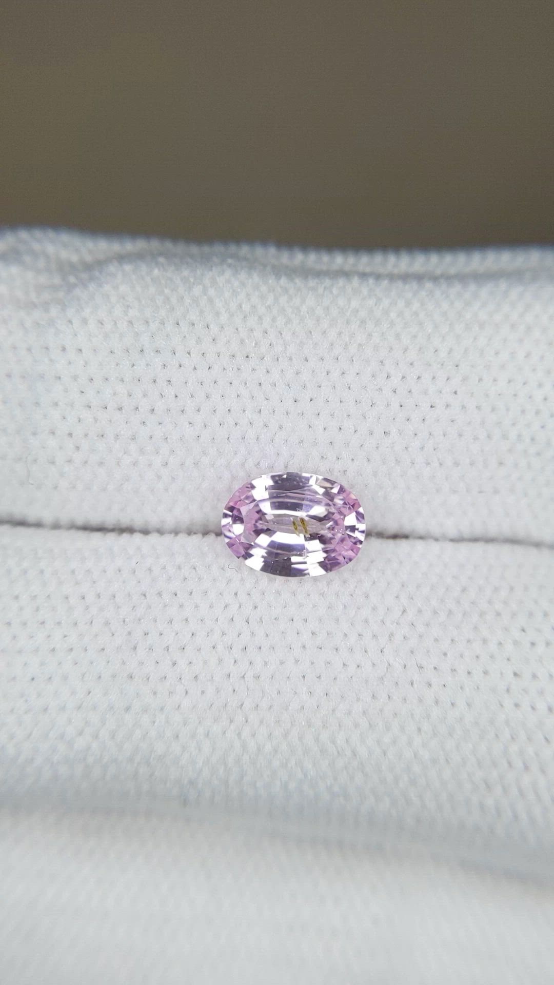 1.05 Ct. Pink Sapphire from Ceylon (Sri Lanka) Size Video