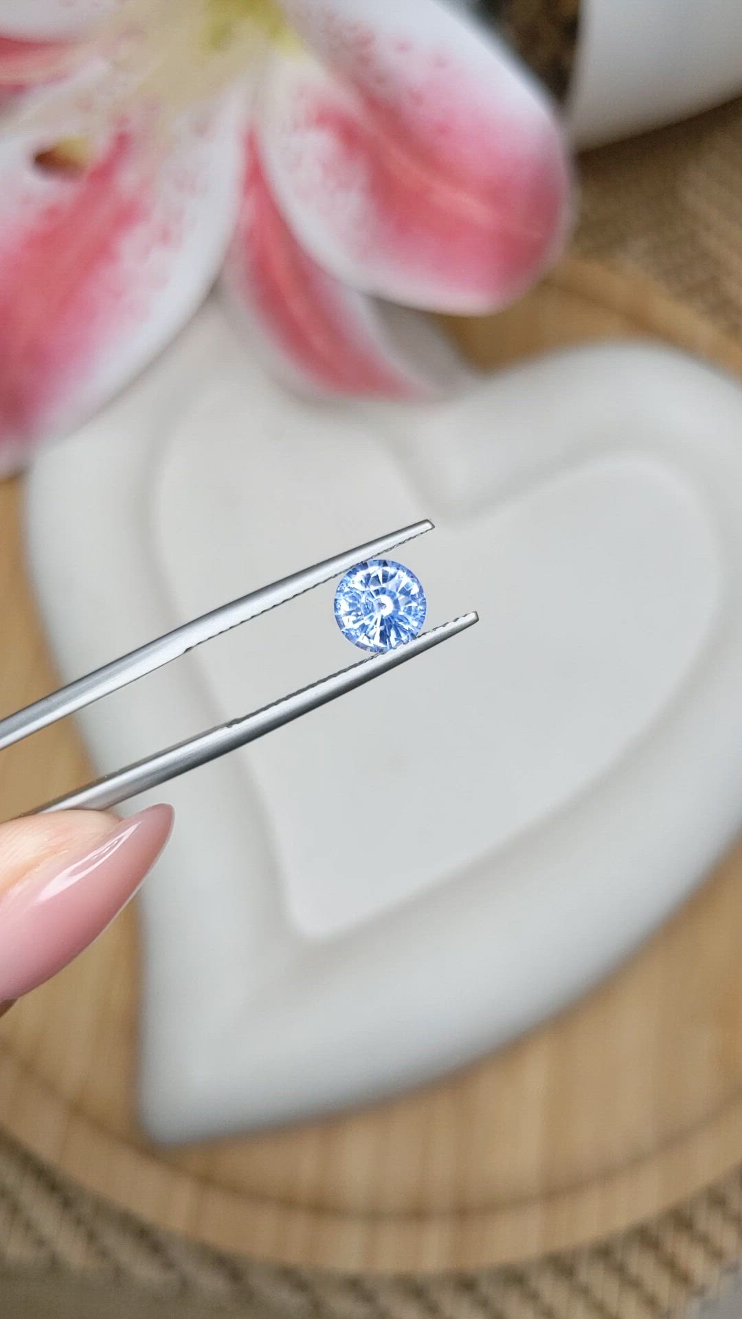 1.42 Ct. Blue Sapphire from Ceylon (Sri Lanka) Size Video