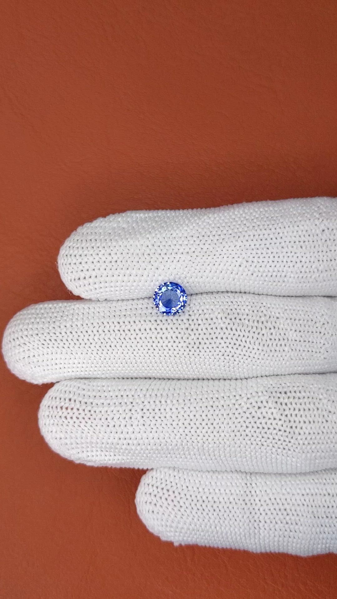 1.08 Ct. Blue Sapphire from Ceylon (Sri Lanka) Size Video