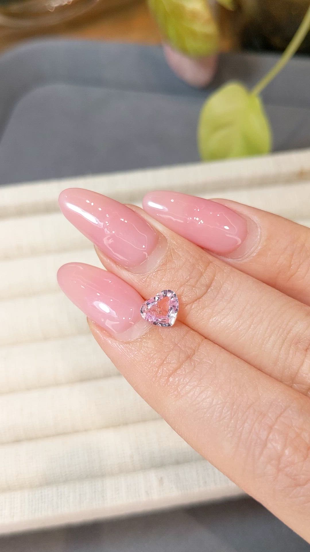 1.02 Ct. Pink Sapphire from Ceylon (Sri Lanka) Size Video