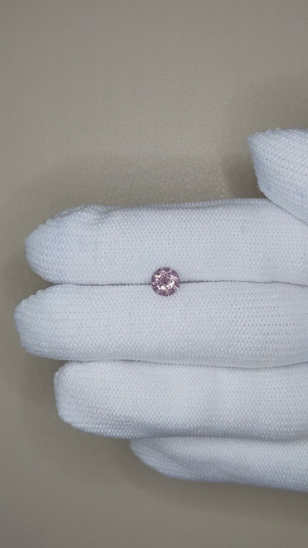 0.75 Ct. Pinkish Purple Sapphire from Ceylon (Sri Lanka) Size Video