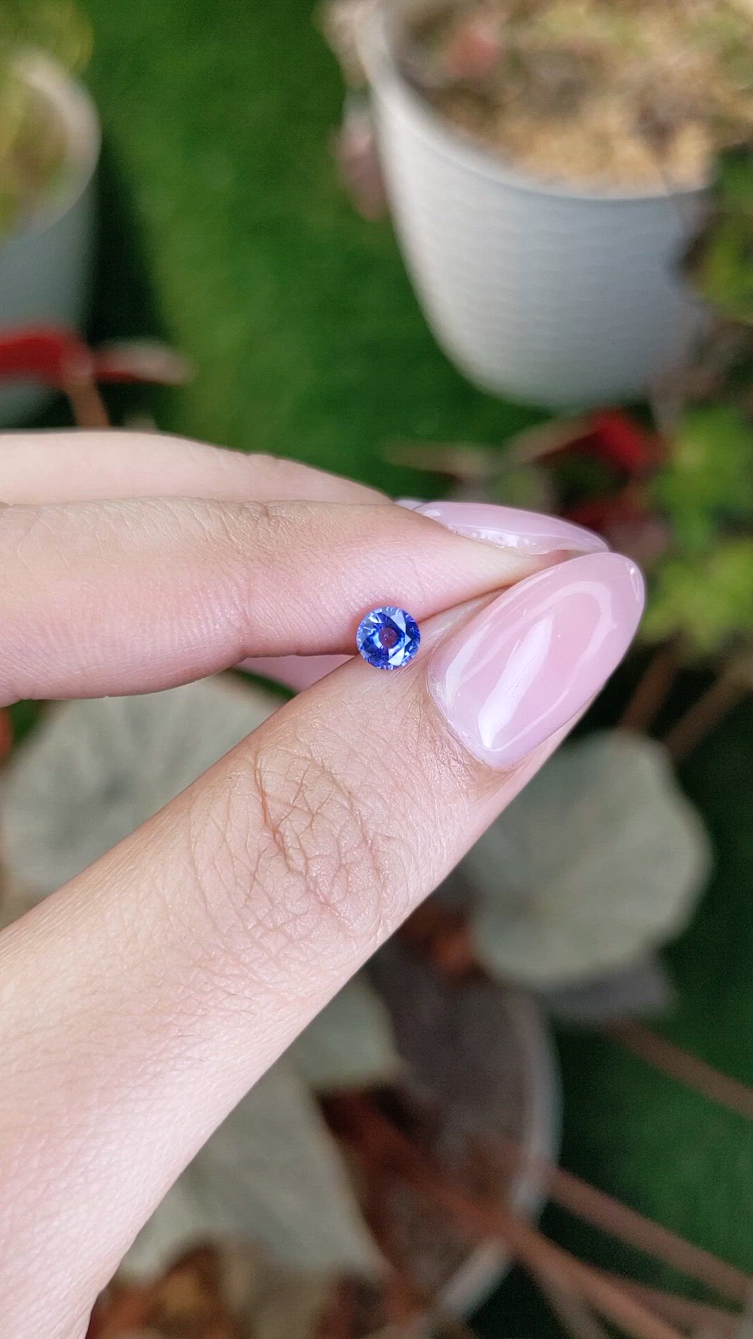 0.44 Ct. Purplish Blue Sapphire from Ceylon (Sri Lanka) Size Video