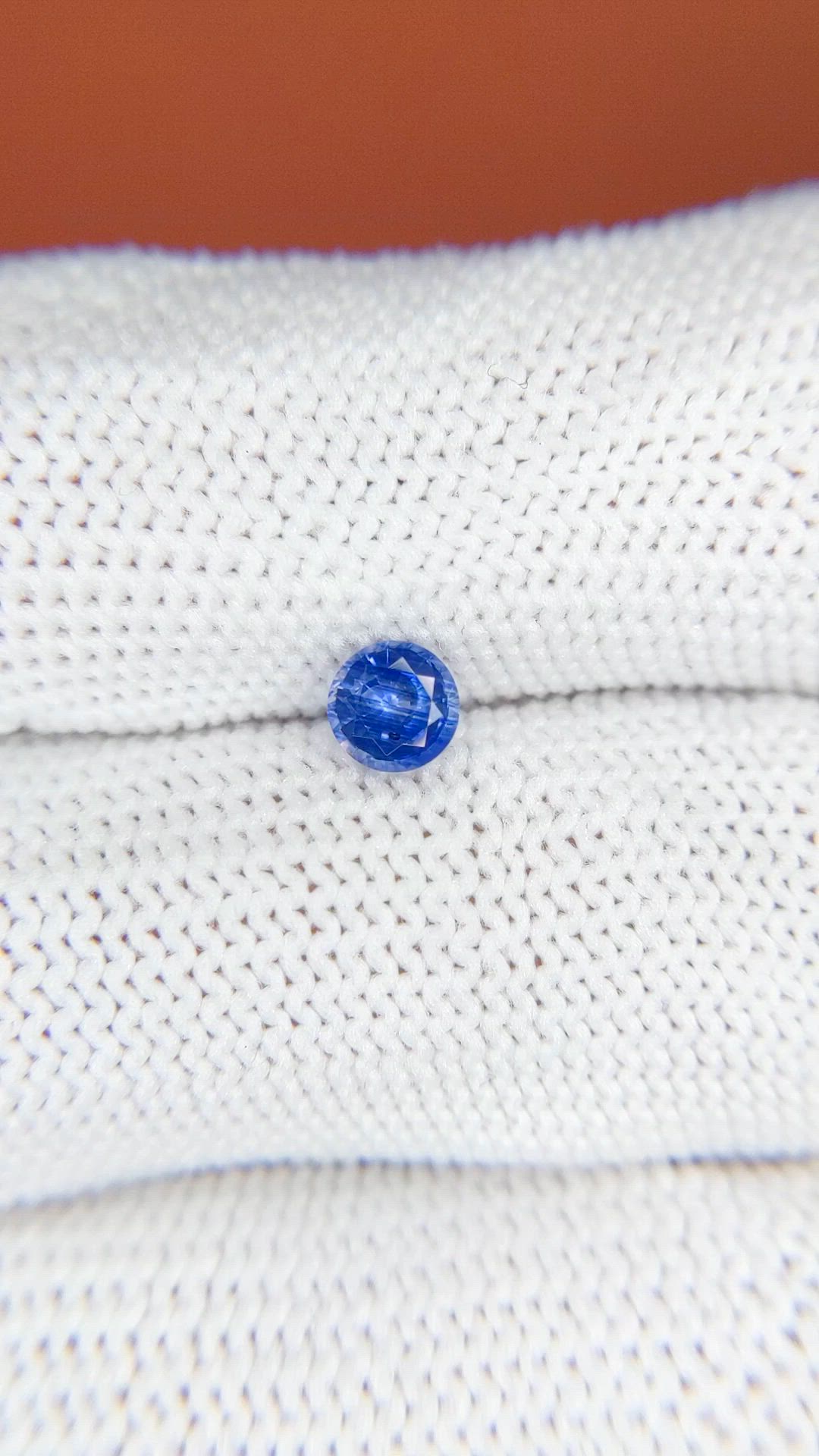 0.47 Ct. Blue Sapphire from Ceylon (Sri Lanka) Size Video