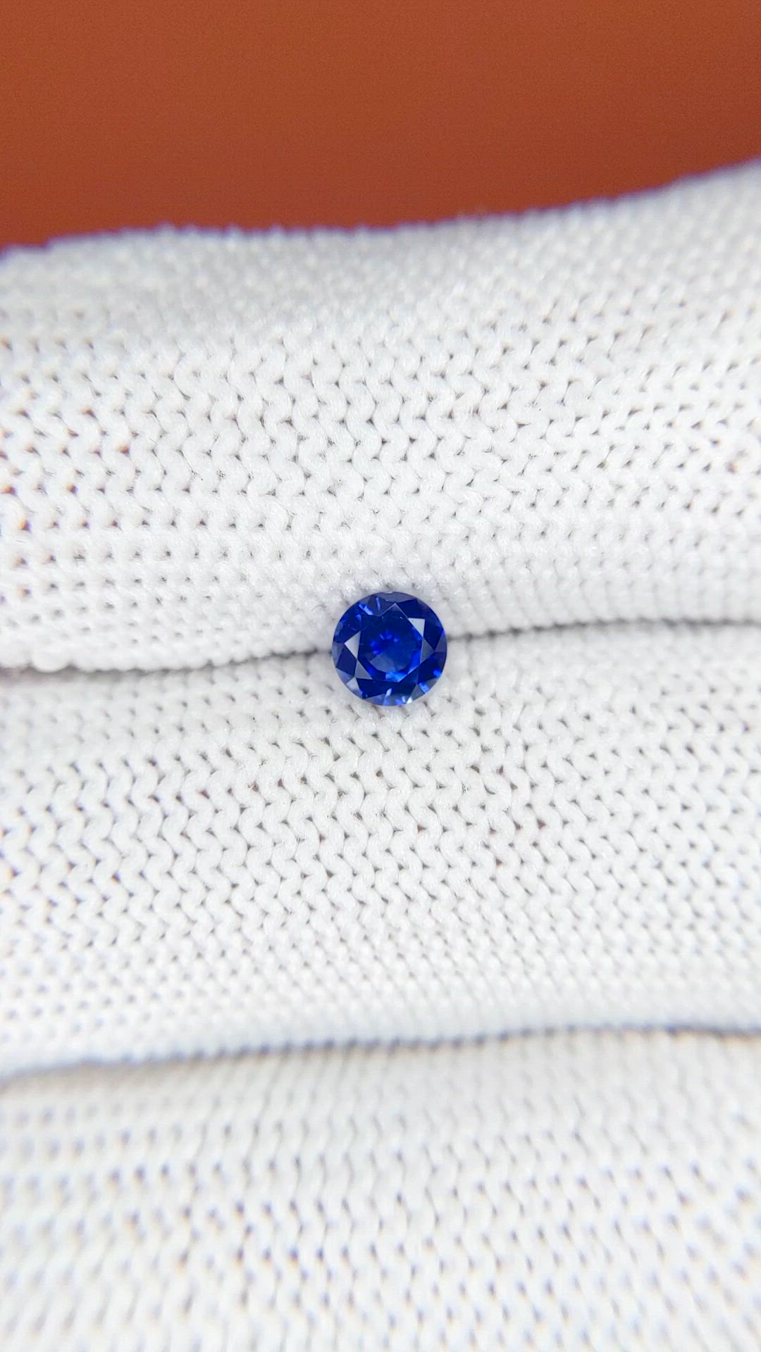 0.44 Ct. Blue Sapphire from Ceylon (Sri Lanka) Size Video