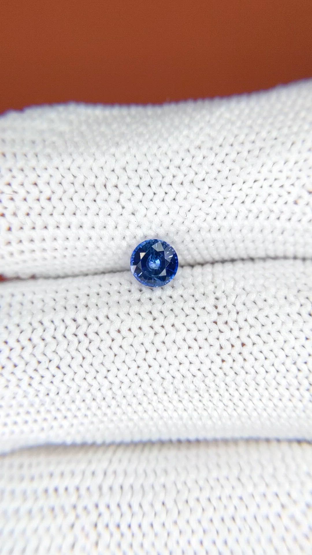 0.53 Ct. Blue Sapphire from Ceylon (Sri Lanka) Size Video
