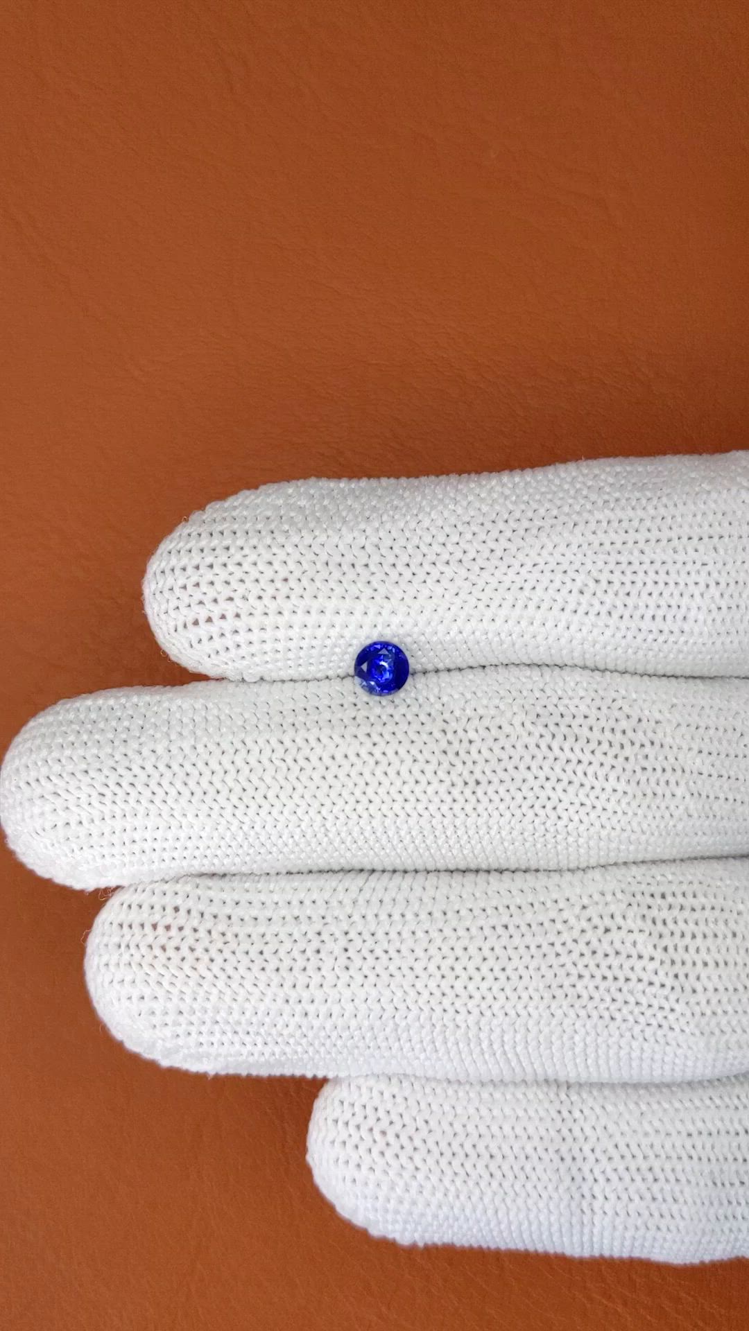 0.41 Ct. Blue Sapphire from Ceylon (Sri Lanka) Size Video