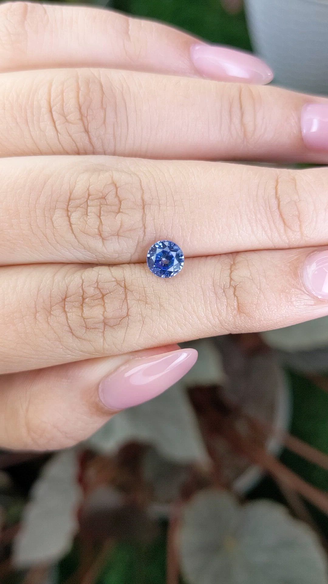 1.05 Ct. Blue Sapphire from Ceylon (Sri Lanka) Size Video