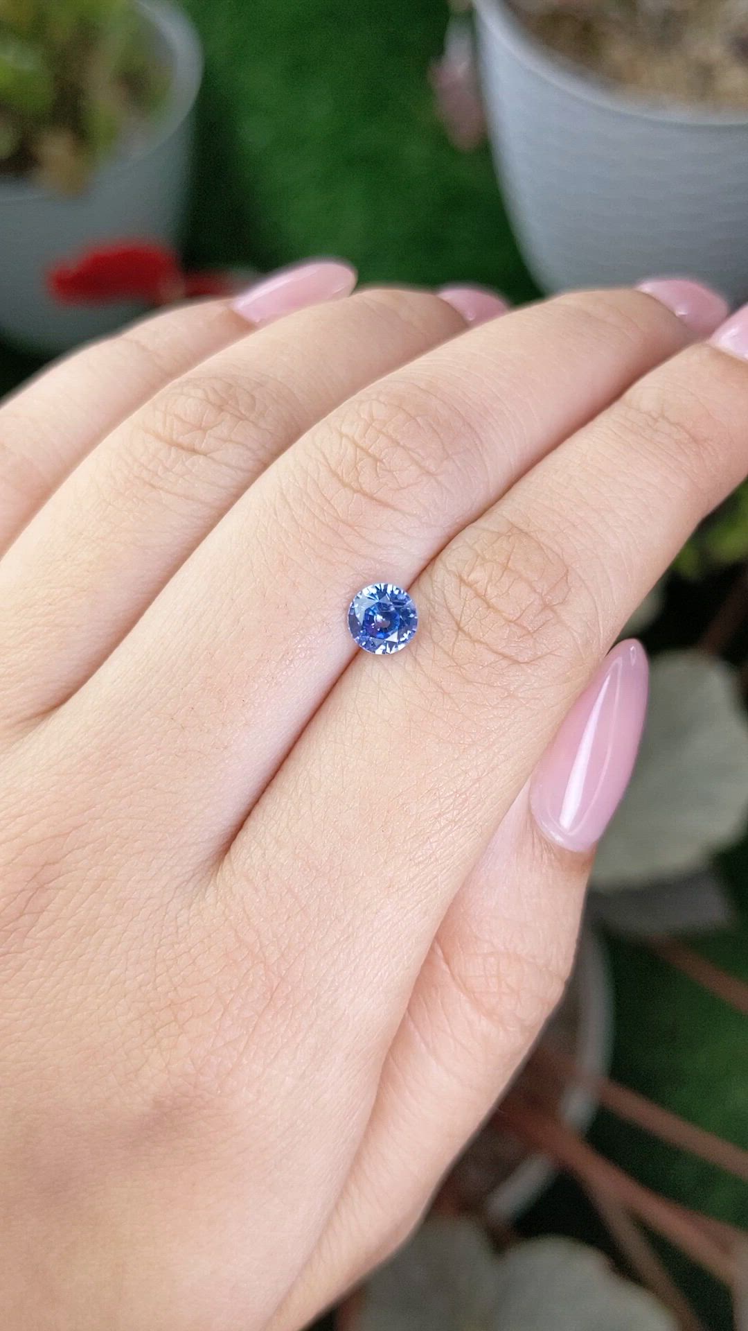 1.05 Ct. Blue Sapphire from Ceylon (Sri Lanka) Size Video